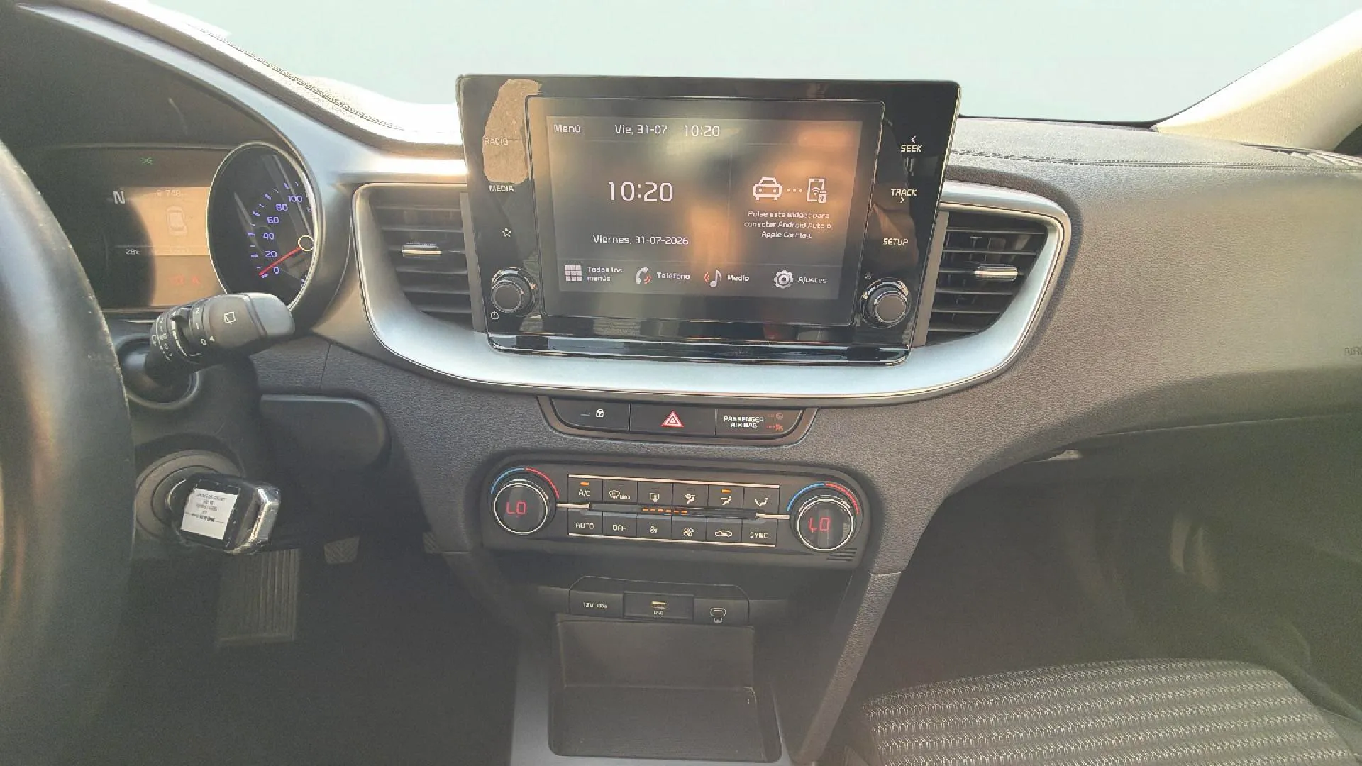 Kia Ceed 1.6 MHEV Tech DCT - foto 11