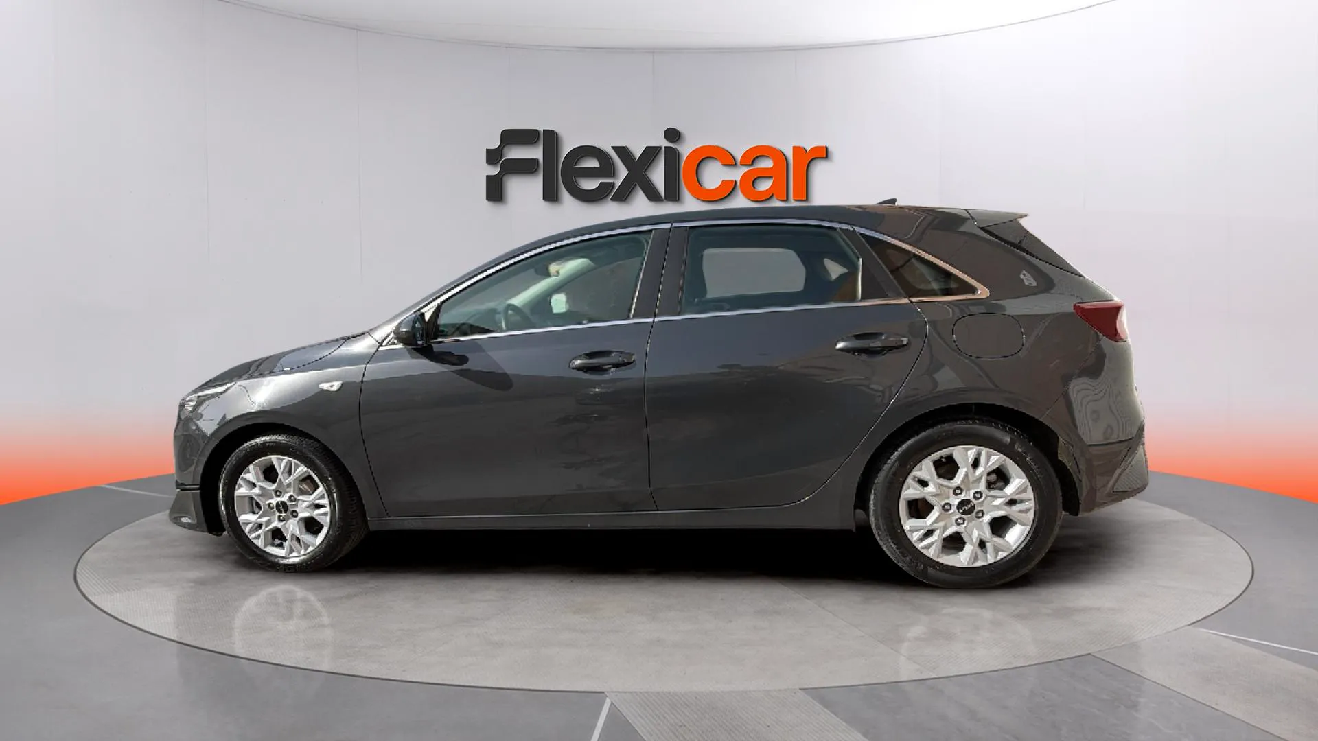 Kia Ceed 1.6 MHEV Tech DCT - foto 4
