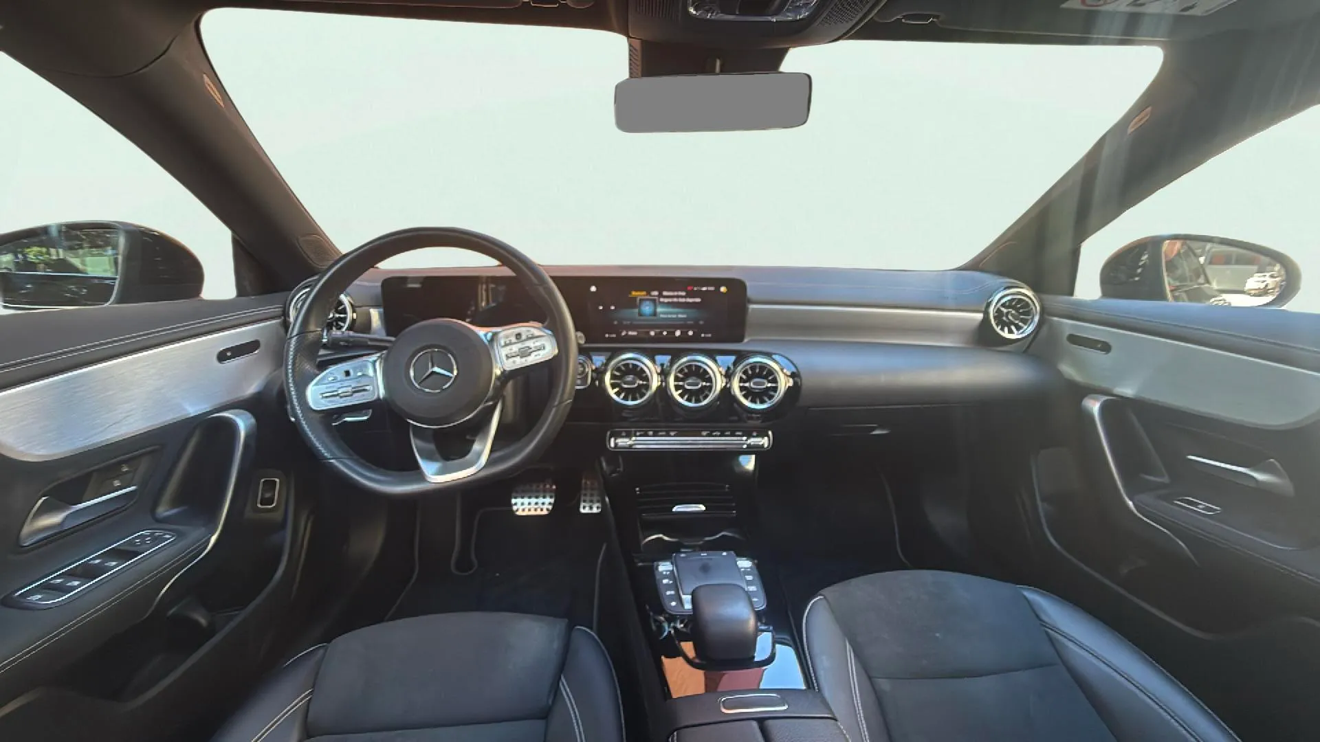 Mercedes-Benz CLA 200 - foto 10