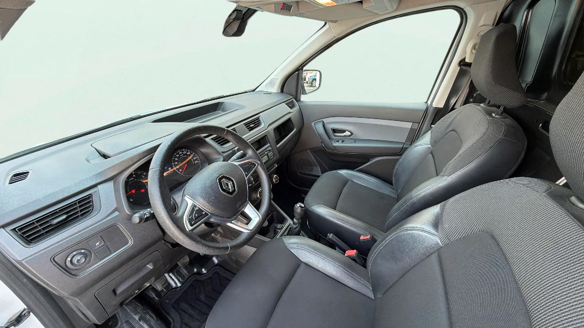 Renault Express Advance 1.5 Blue dCi - foto 12