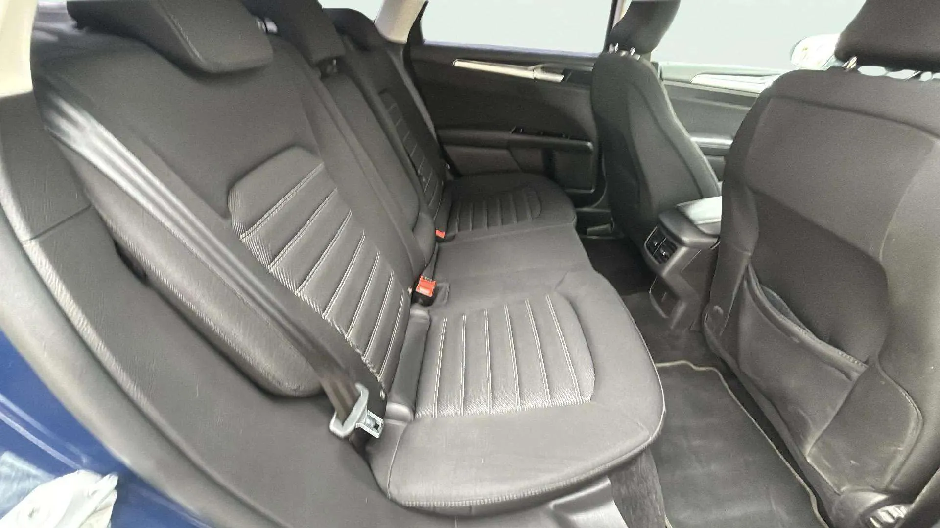 Ford Mondeo 2.0 Híbrido Trend HEV - foto 15