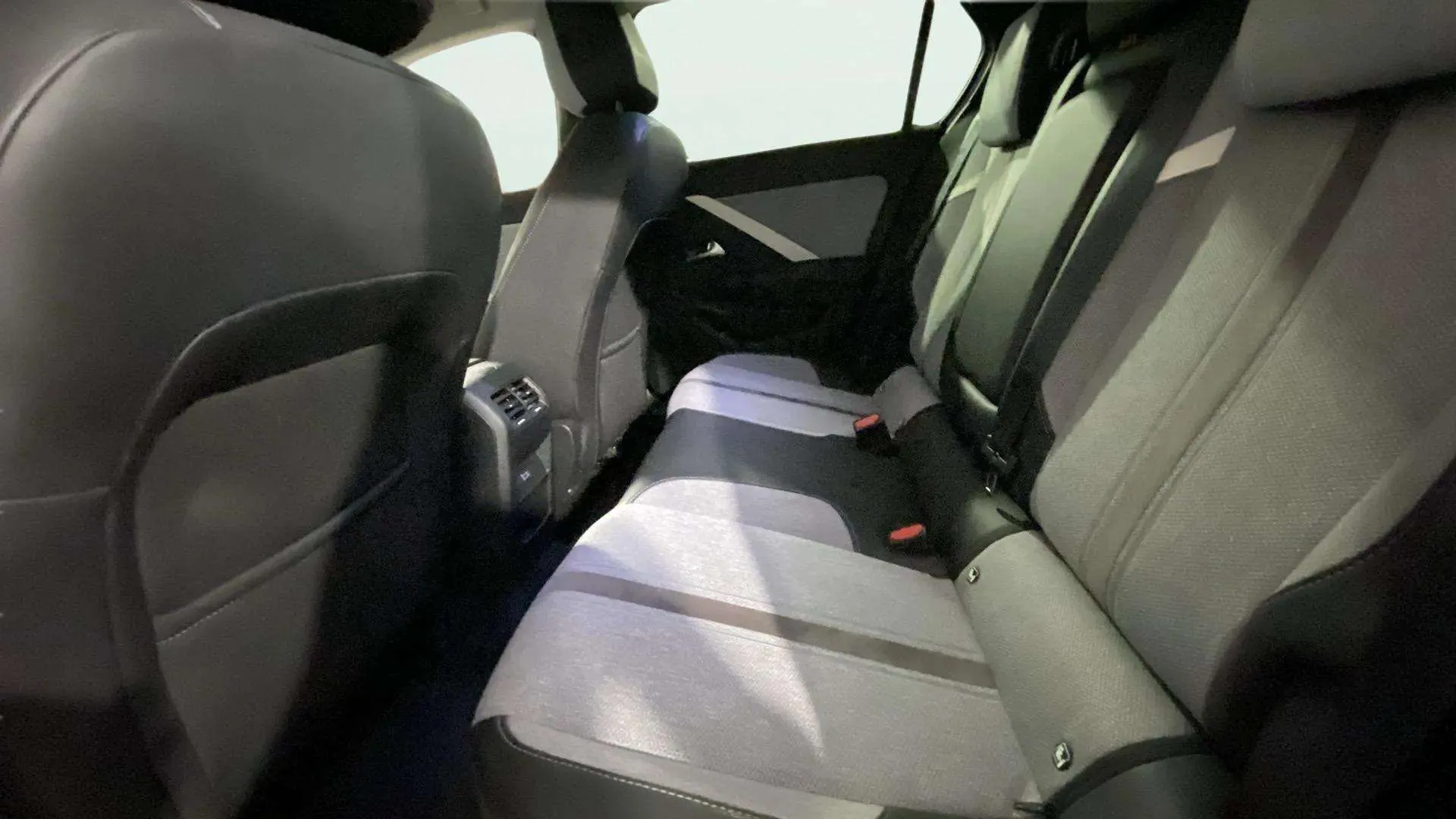Opel Astra 1.2T XHT Edition - foto 16