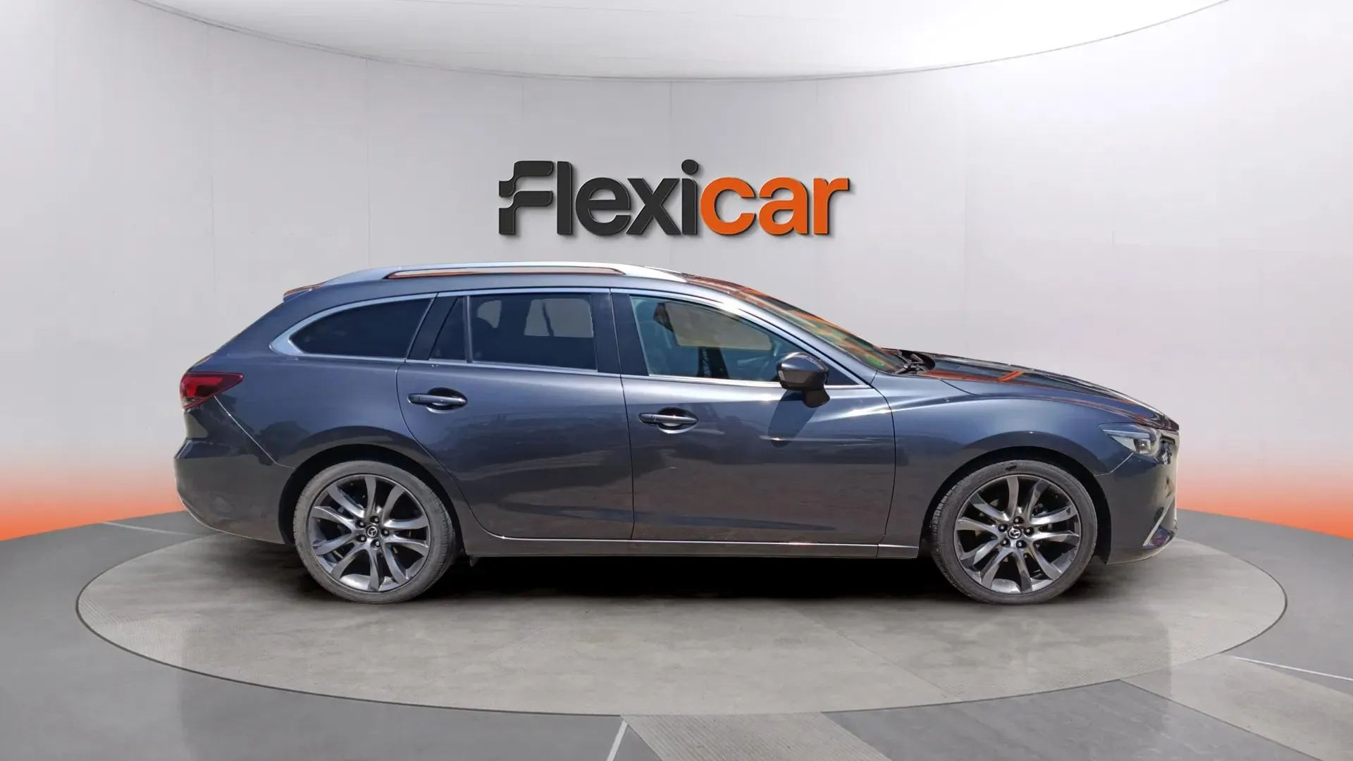 Mazda Mazda6 2.2 DE Luxury WGN - foto 7