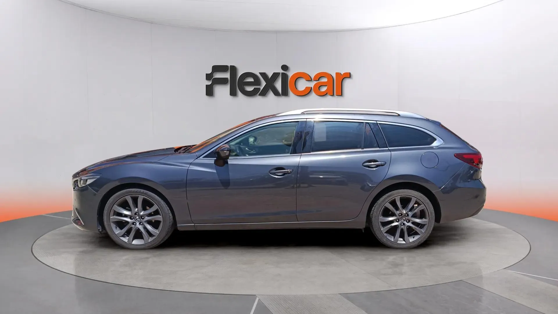 Mazda Mazda6 2.2 DE Luxury WGN - foto 8