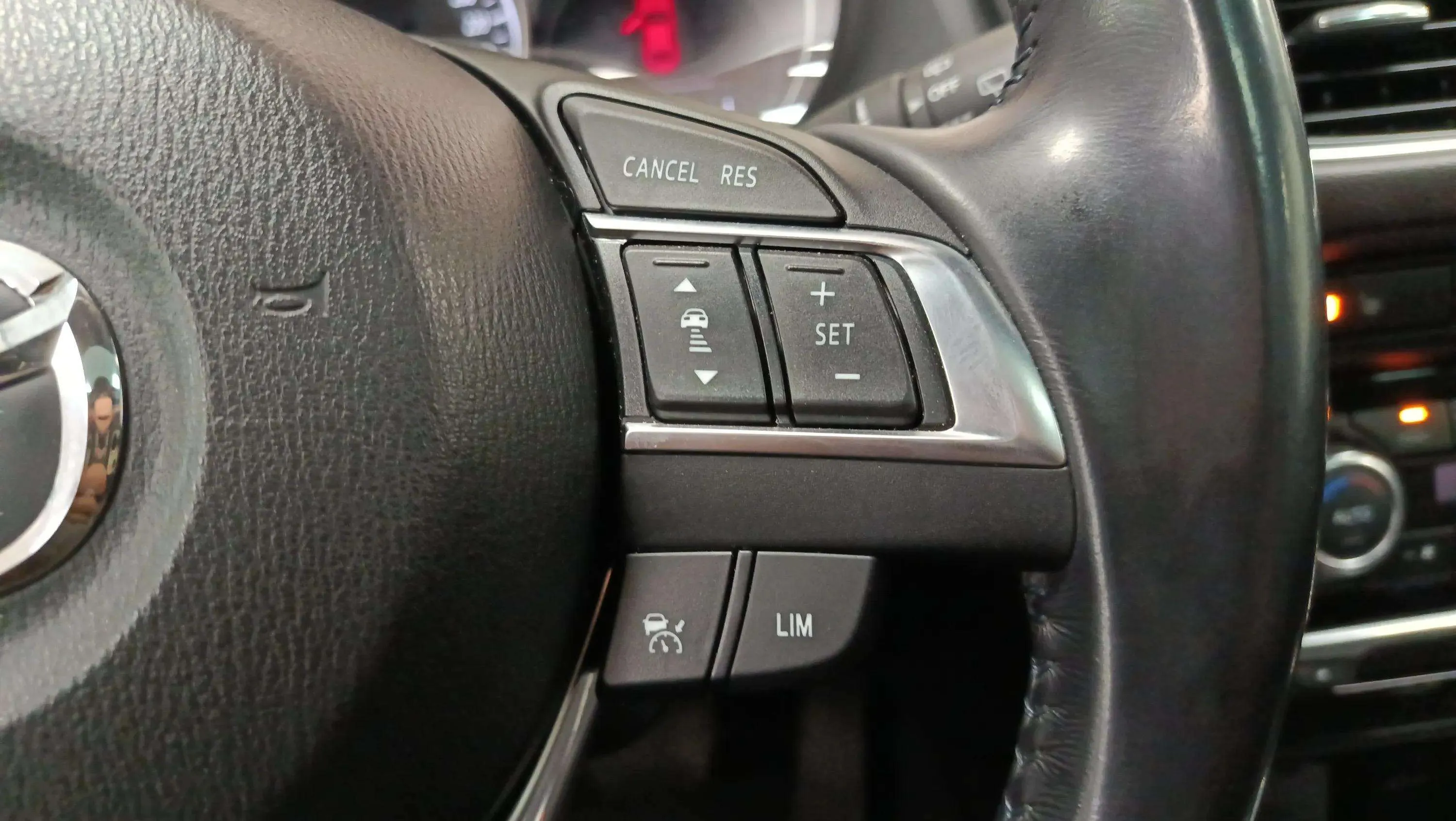 Mazda Mazda6 2.2 DE Luxury WGN - foto 19