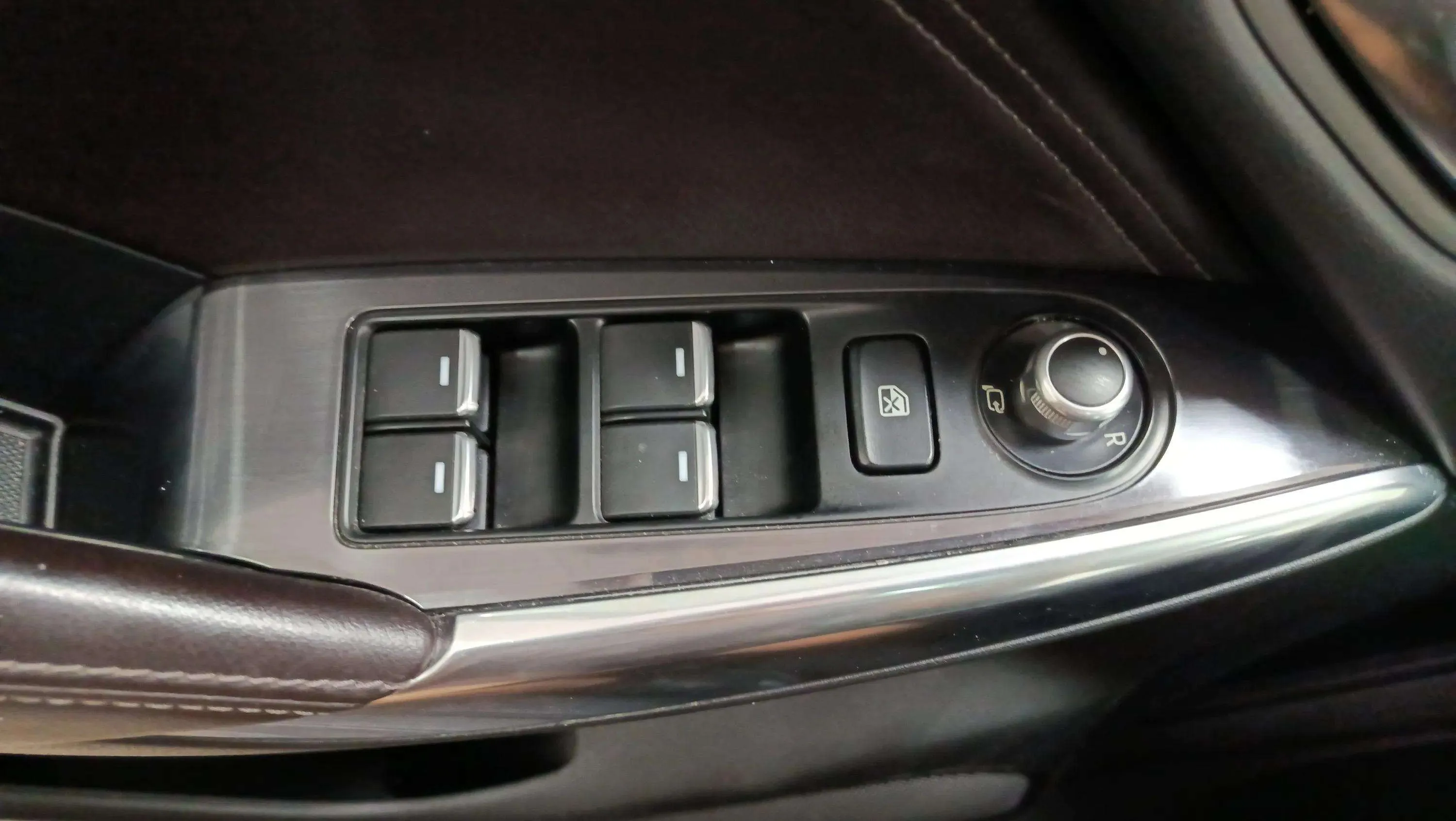Mazda Mazda6 2.2 DE Luxury WGN - foto 16