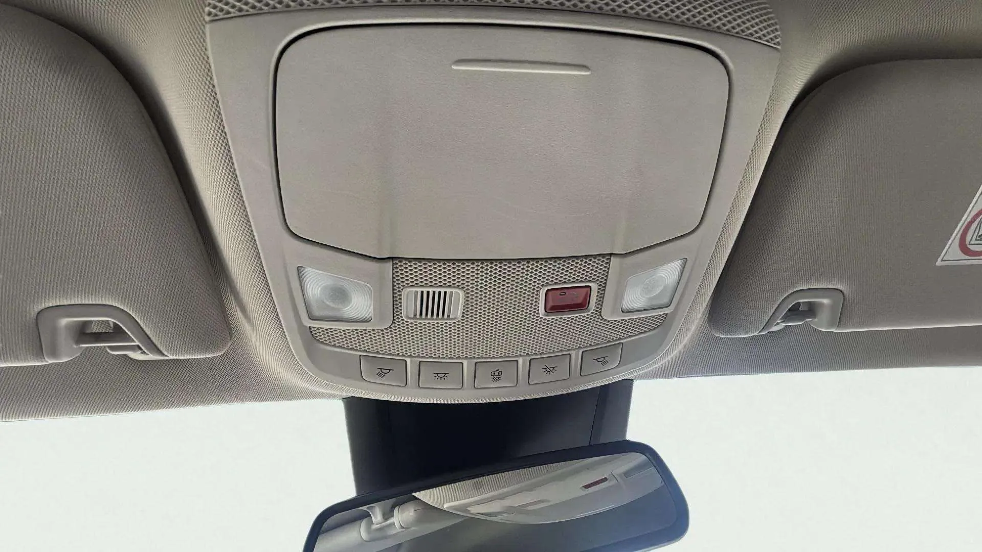 Ford Mondeo 2.0 Híbrido Trend HEV - foto 17