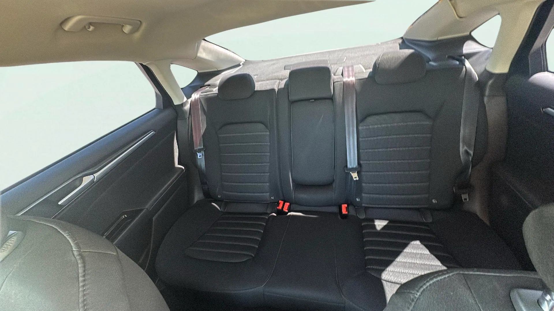 Ford Mondeo 2.0 Híbrido Titanium HEV SB - foto 19