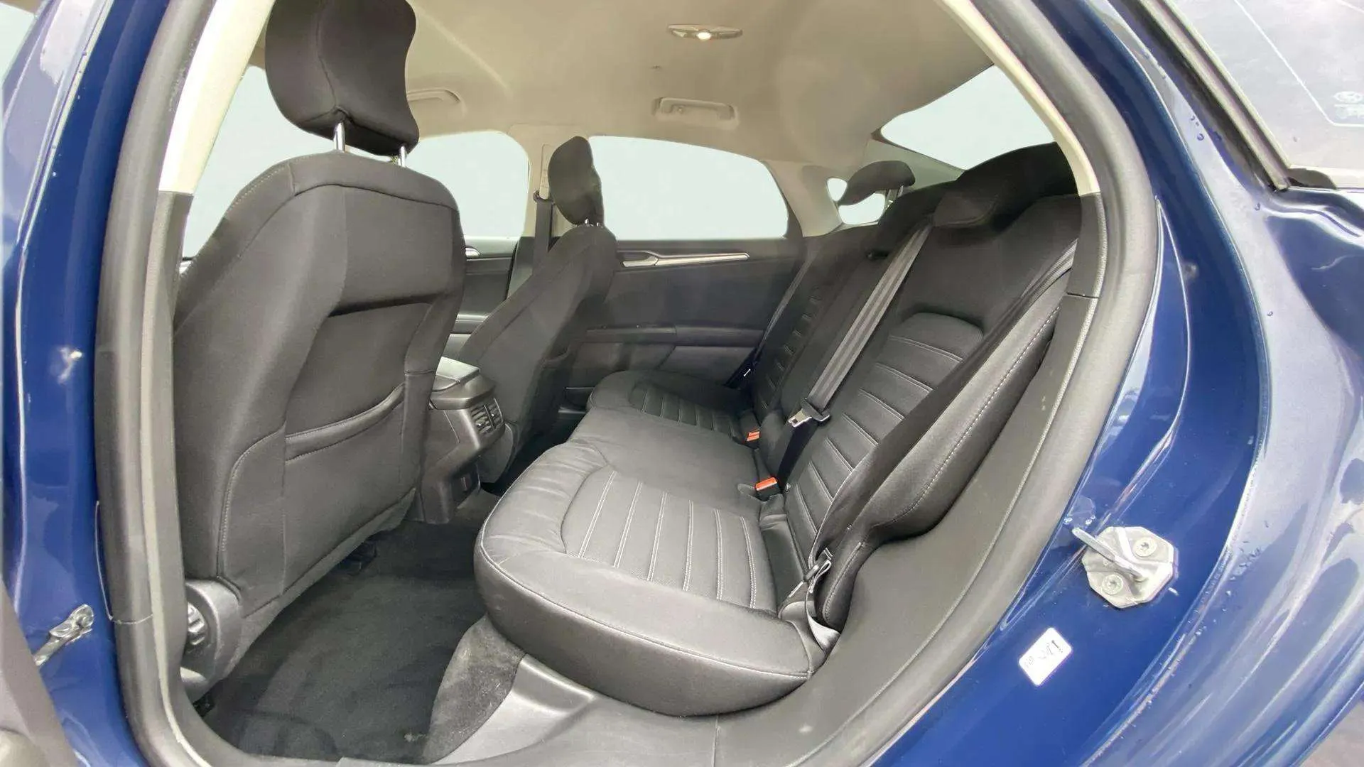 Ford Mondeo 2.0 Híbrido Trend HEV SB - foto 16