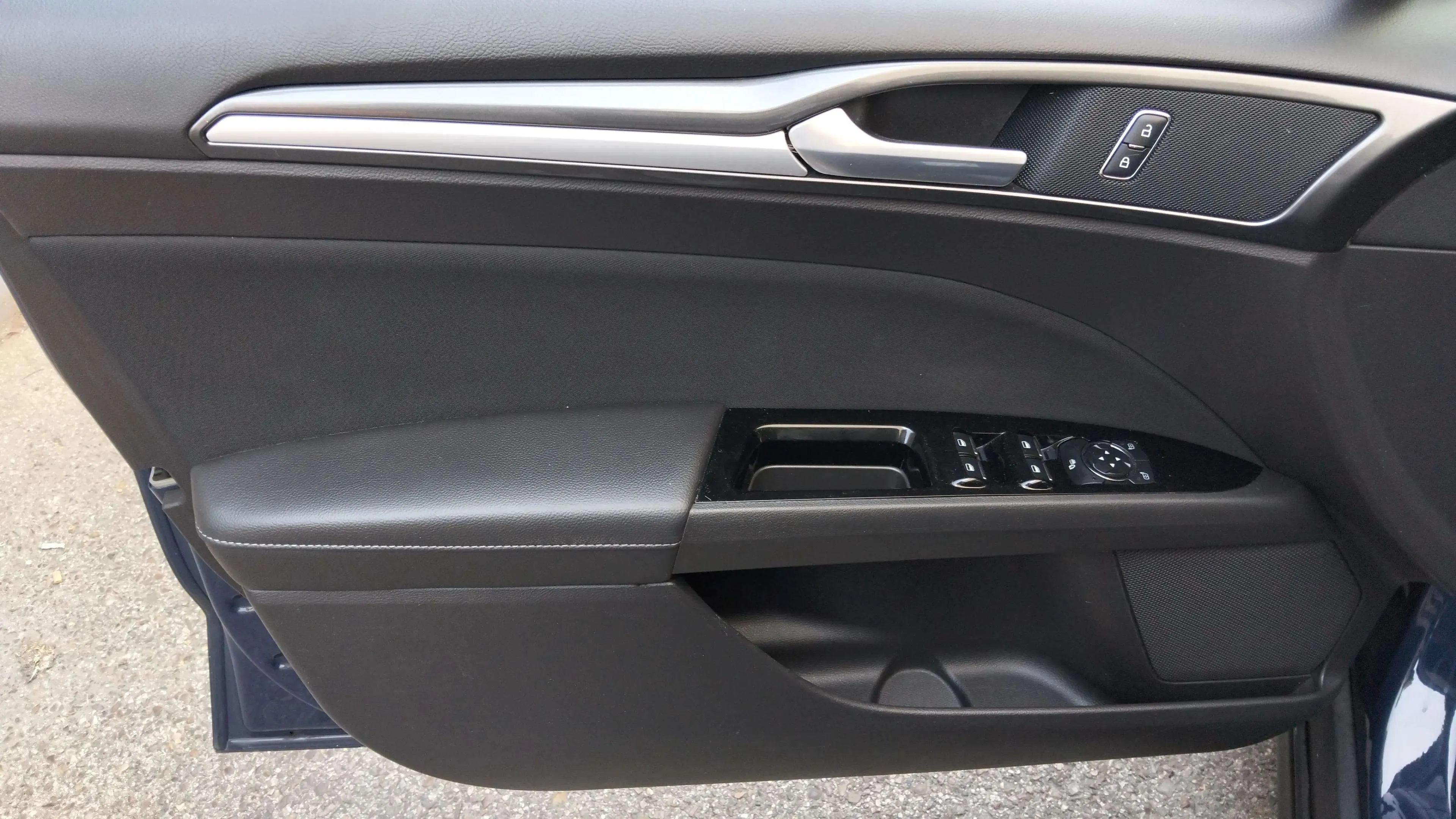 Ford Mondeo 2.0 Híbrido ST-Line HEV SB - foto 16