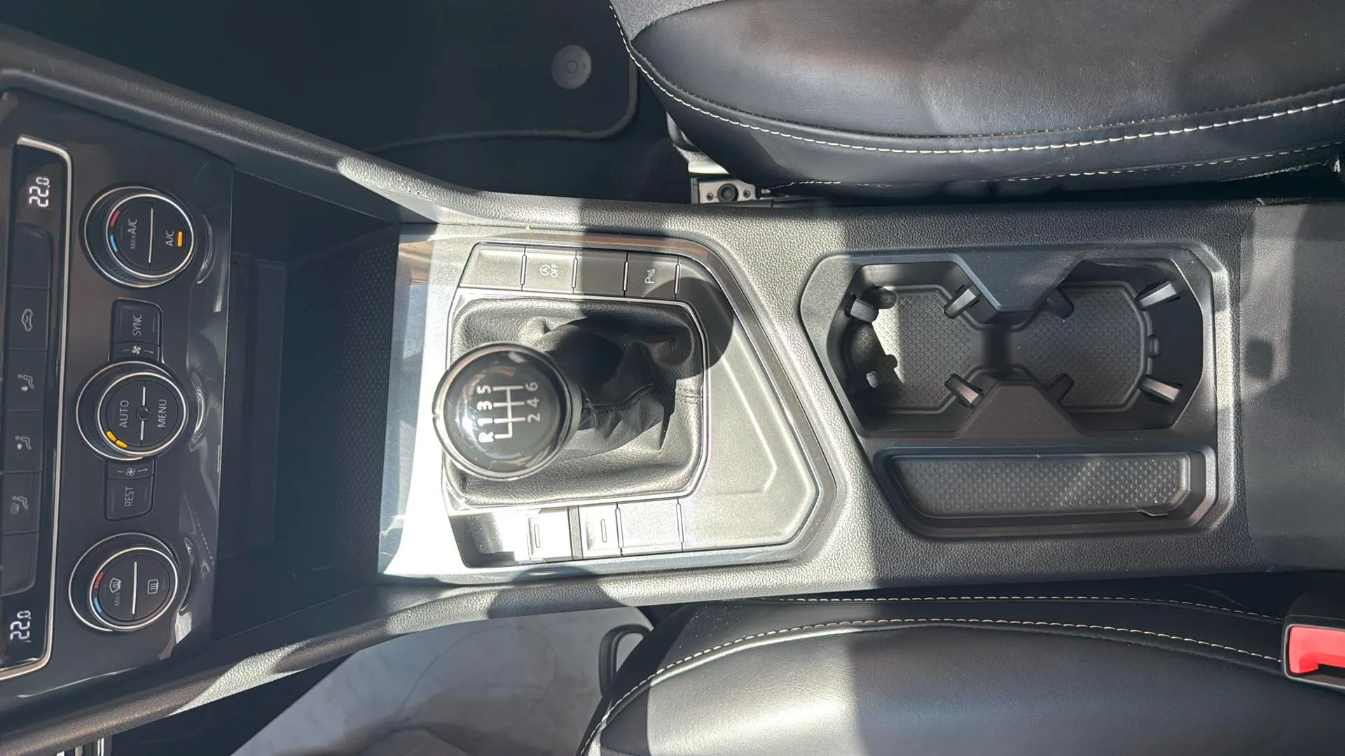 Volkswagen Tiguan Edition 1.4 TSI - foto 17