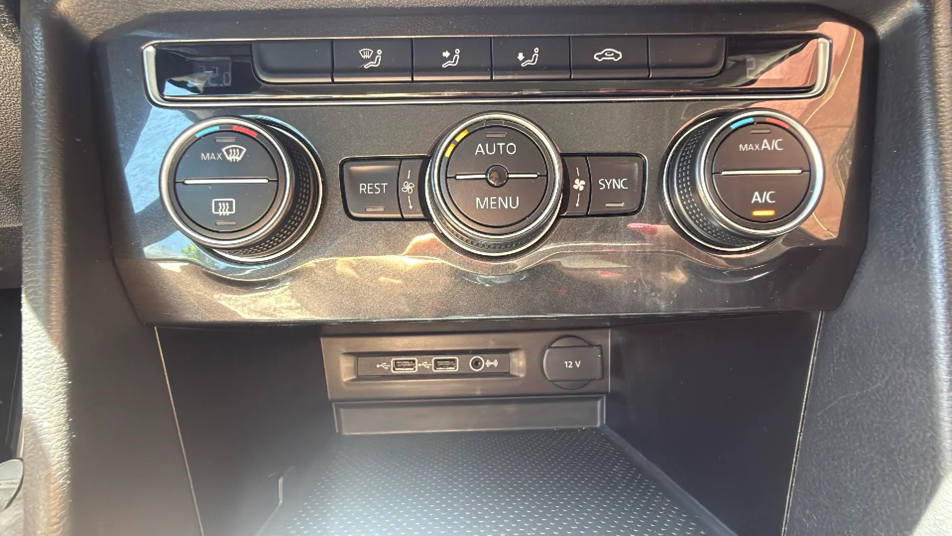 Volkswagen Tiguan Edition 1.4 TSI - foto 18