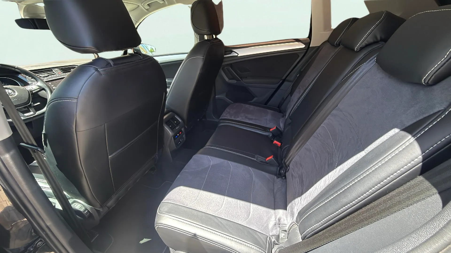 Volkswagen Tiguan Edition 1.4 TSI - foto 15