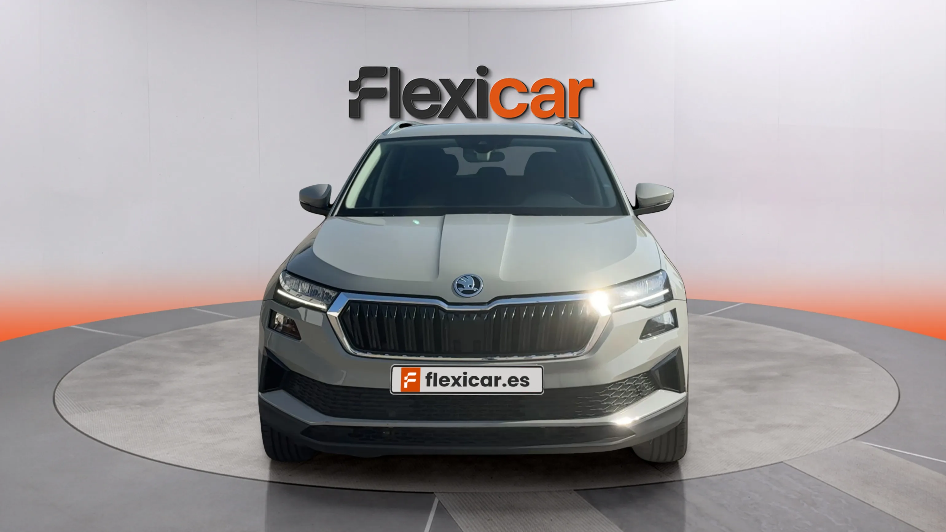 Škoda Karoq 2.0 TDI Selection - foto 2