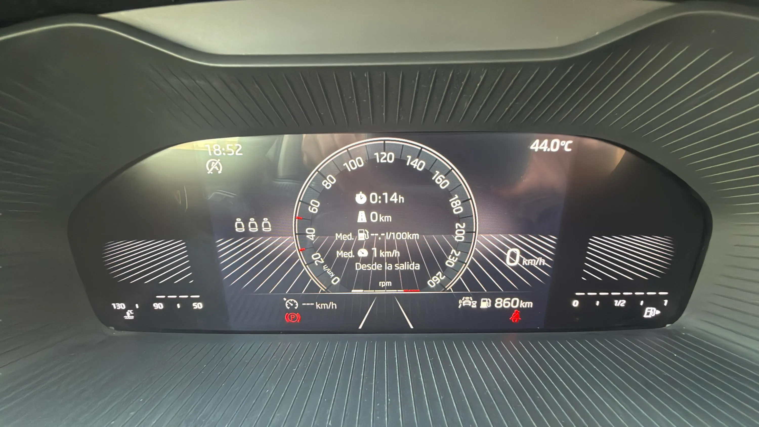 Škoda Karoq 2.0 TDI Selection - foto 13
