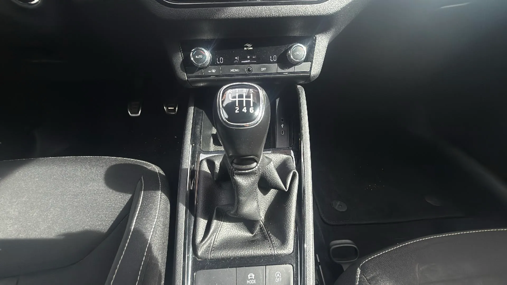 Škoda Scala 1.0 TSI Sport Plus - foto 10