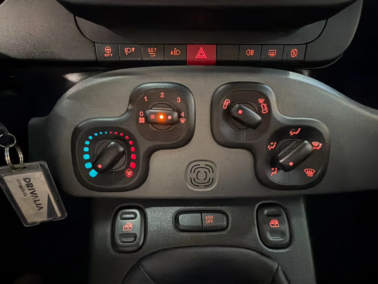 Fiat Panda Cross 1.0 Hybrid - foto 10