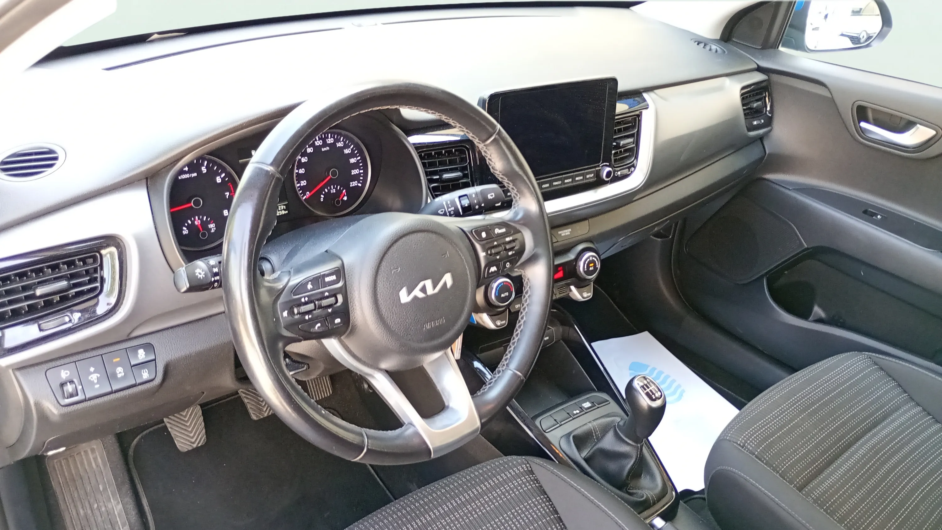 Kia Stonic 1.0 T-GDi MHEV Drive - foto 13