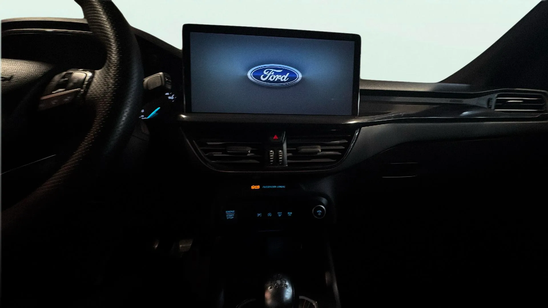 Ford Focus 1.0 EcoBoost MHEV ST-Line - foto 12
