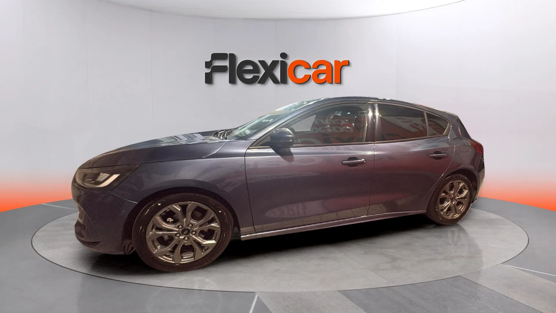 Ford Focus 1.0 EcoBoost MHEV ST-Line - foto 4