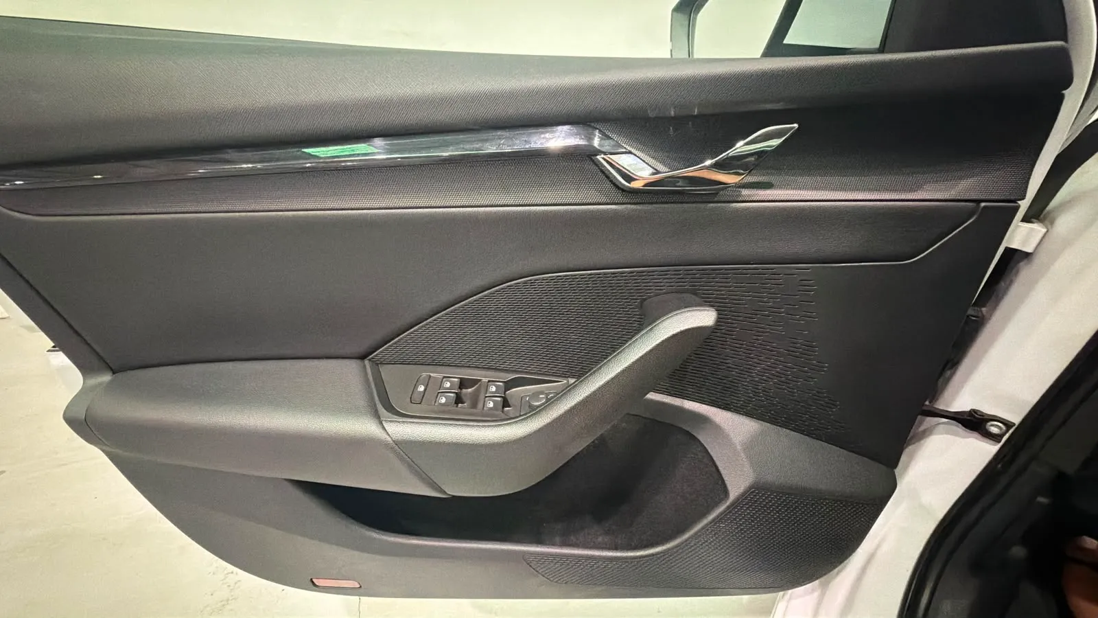 Škoda Octavia 2.0 TDI Ambition Plus - foto 24