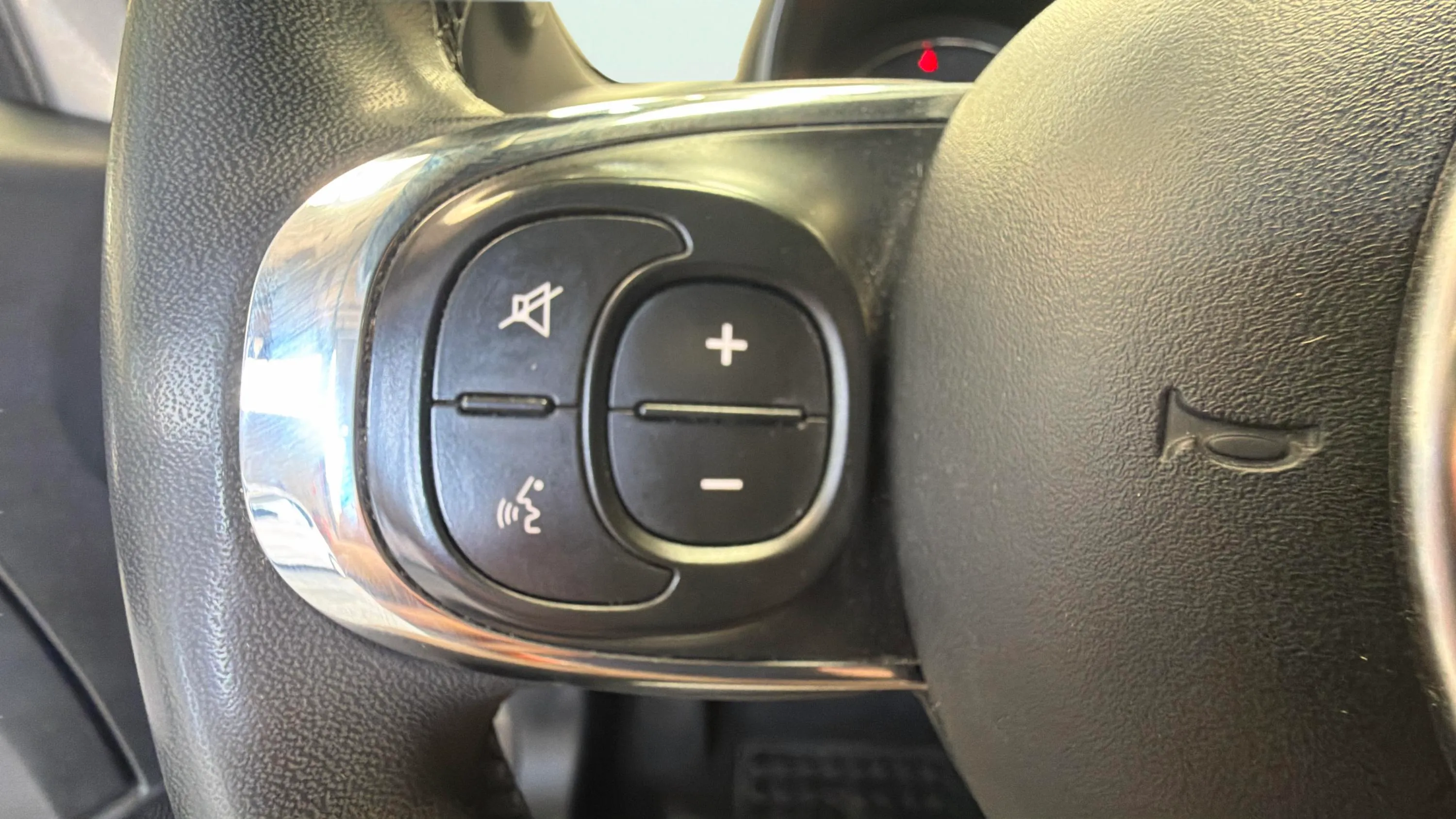 Fiat 500 Dolcevita 1.0 Hybrid - foto 18