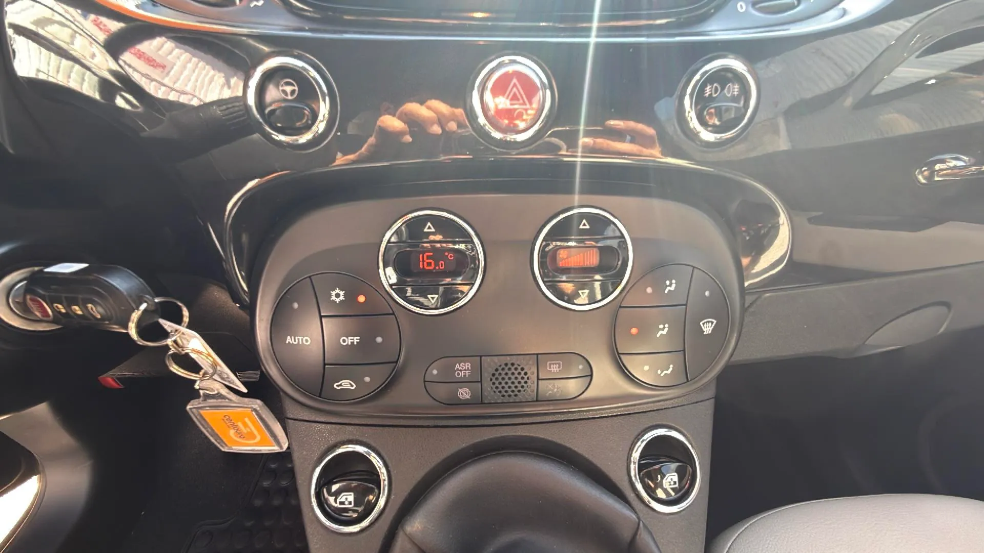 Fiat 500 Club 1.0 Hybrid - foto 14