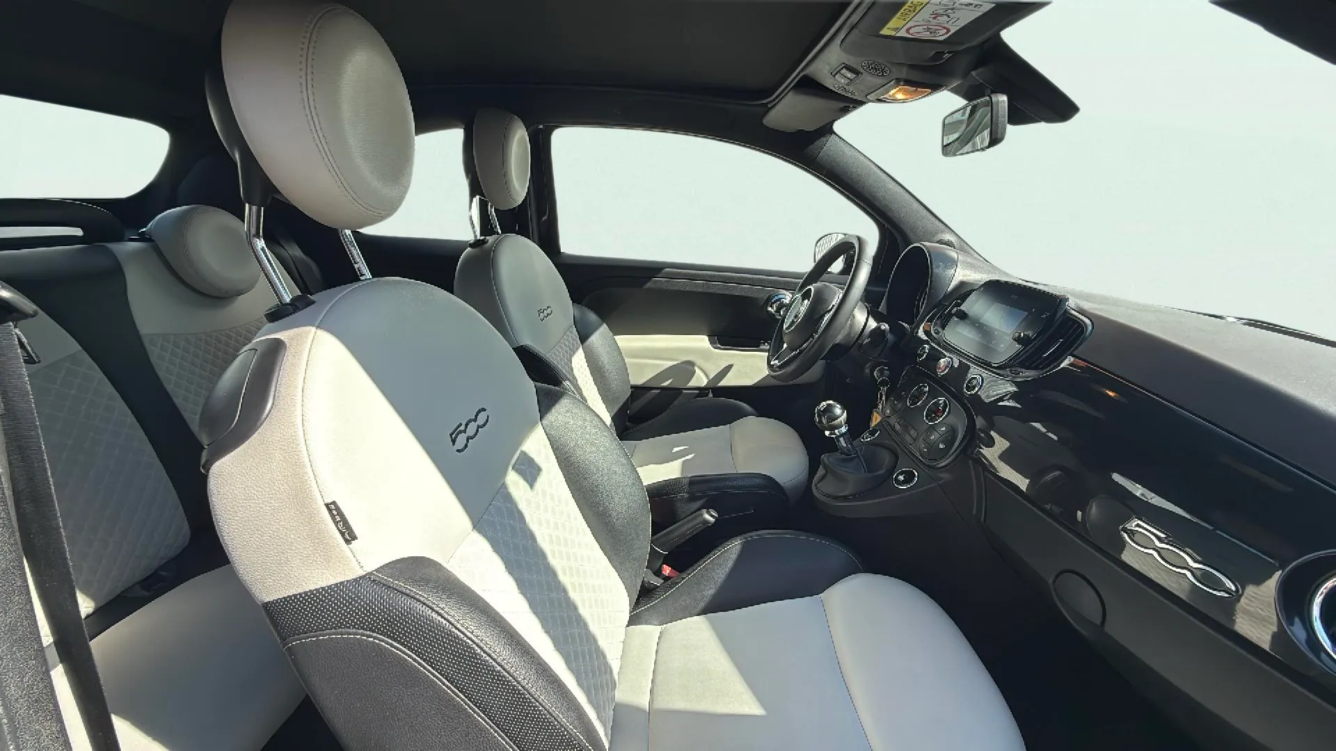 Fiat 500 Club 1.0 Hybrid - foto 17