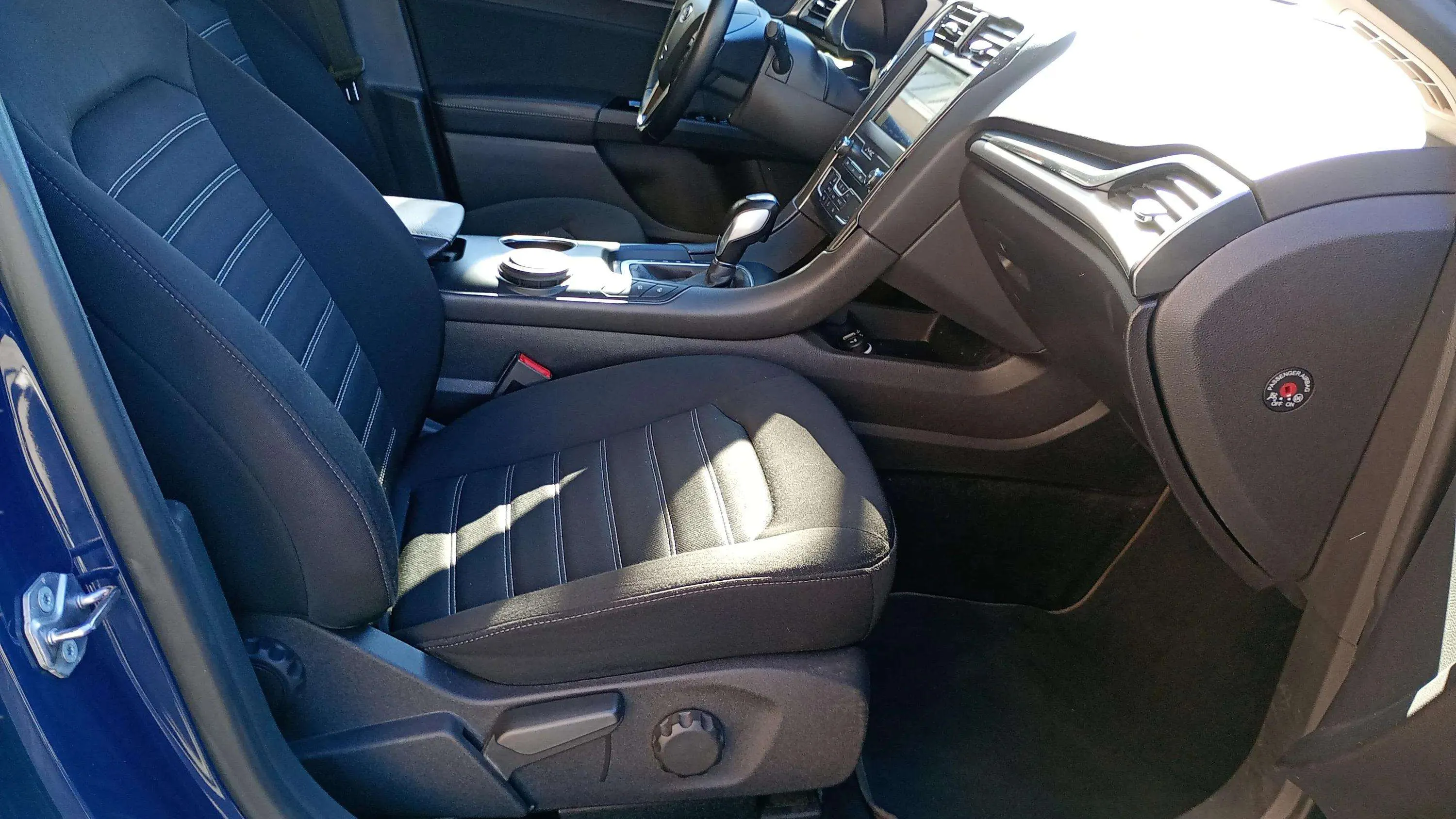 Ford Mondeo 2.0 Híbrido Trend HEV - foto 8