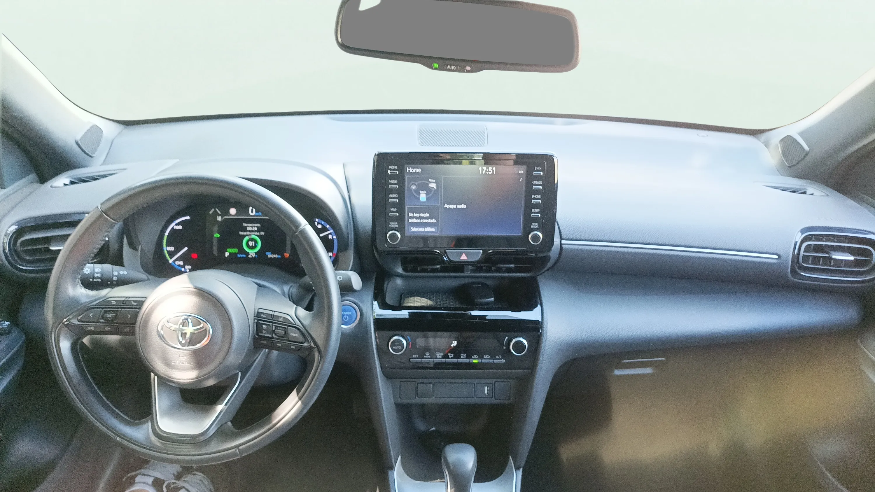Toyota Yaris 1.5 120H Active Tech - foto 10