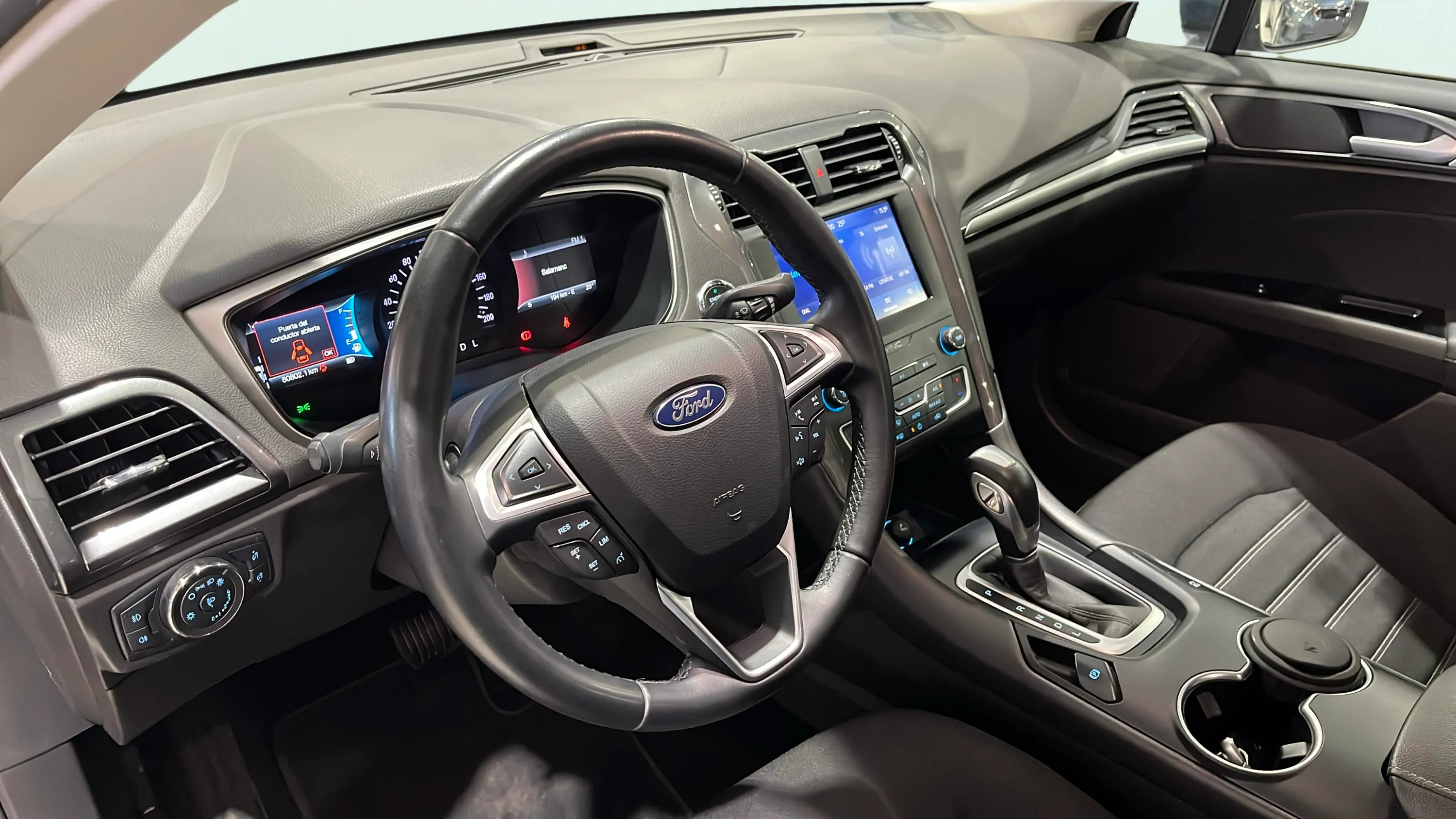 Ford Mondeo 2.0 Híbrido Trend HEV - foto 10