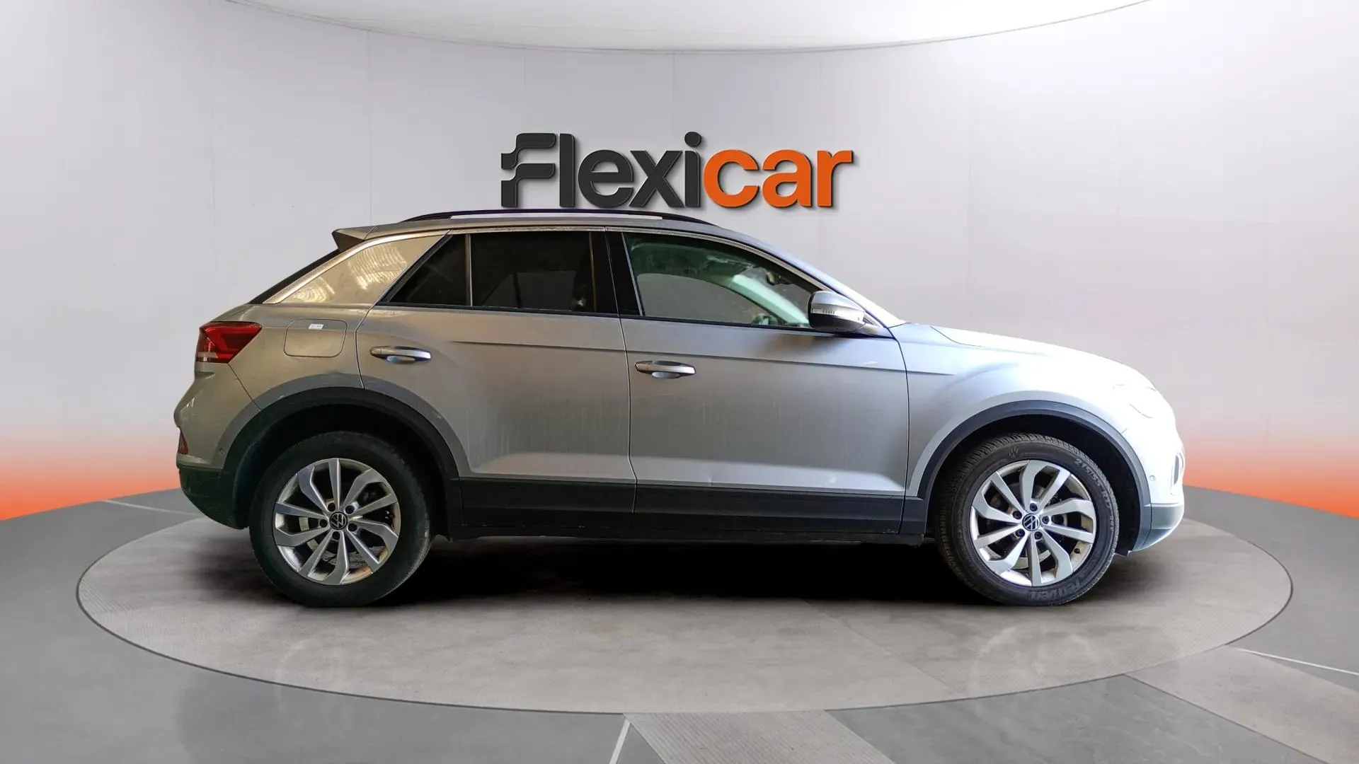 Volkswagen T-Roc "Más" 1.0 TSI - foto 2
