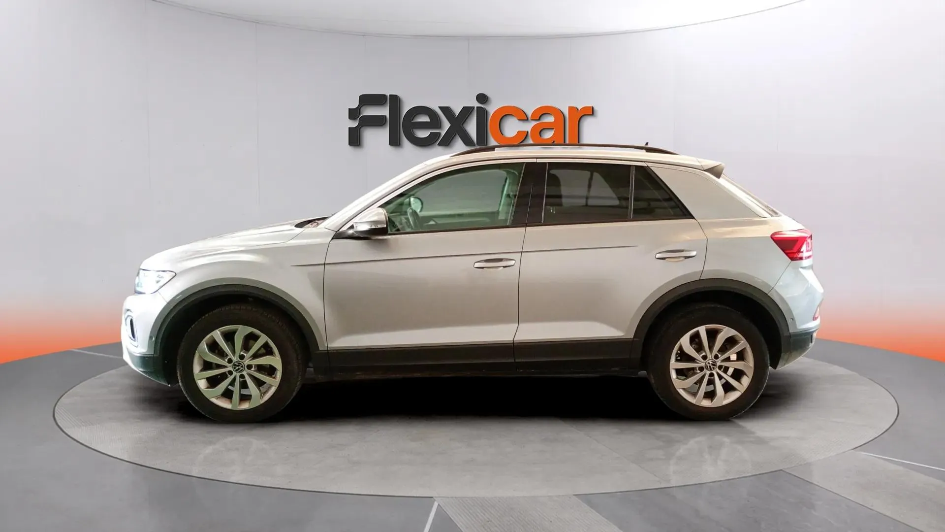 Volkswagen T-Roc "Más" 1.0 TSI - foto 4