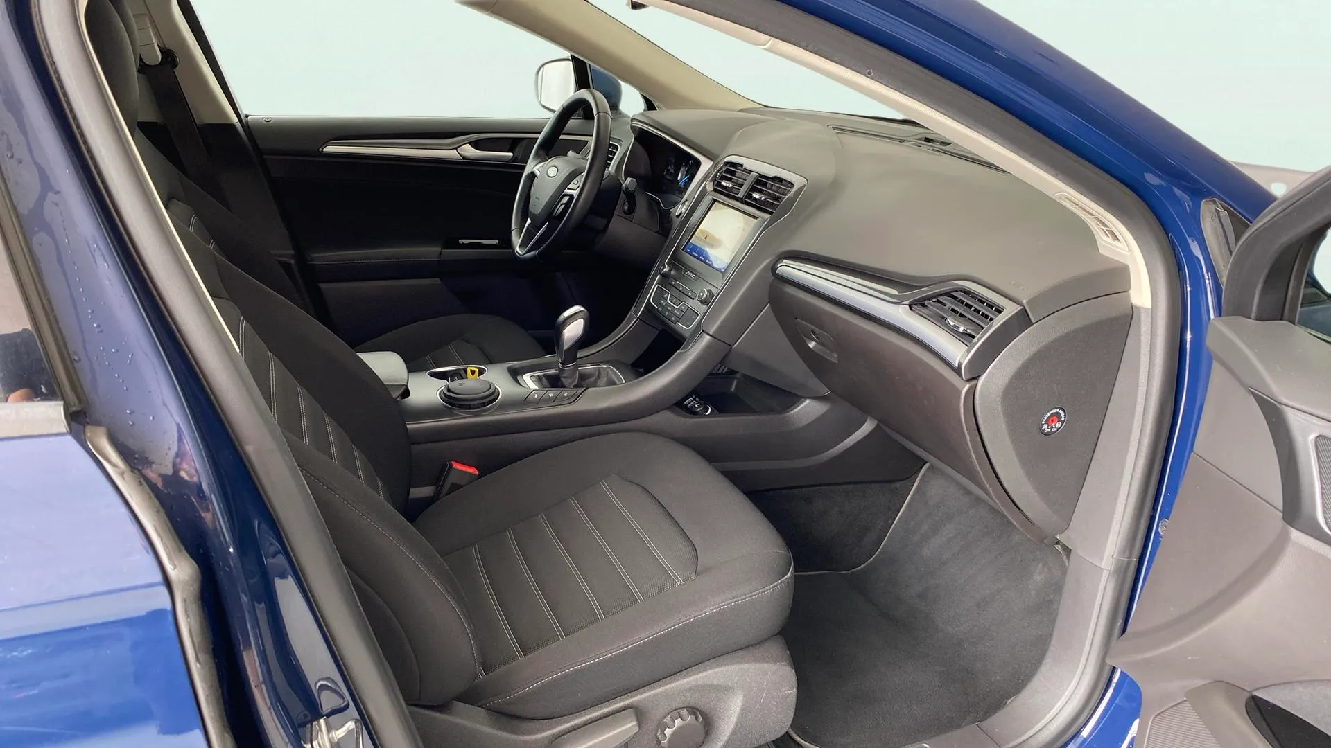Ford Mondeo 2.0 Híbrido Trend HEV - foto 22