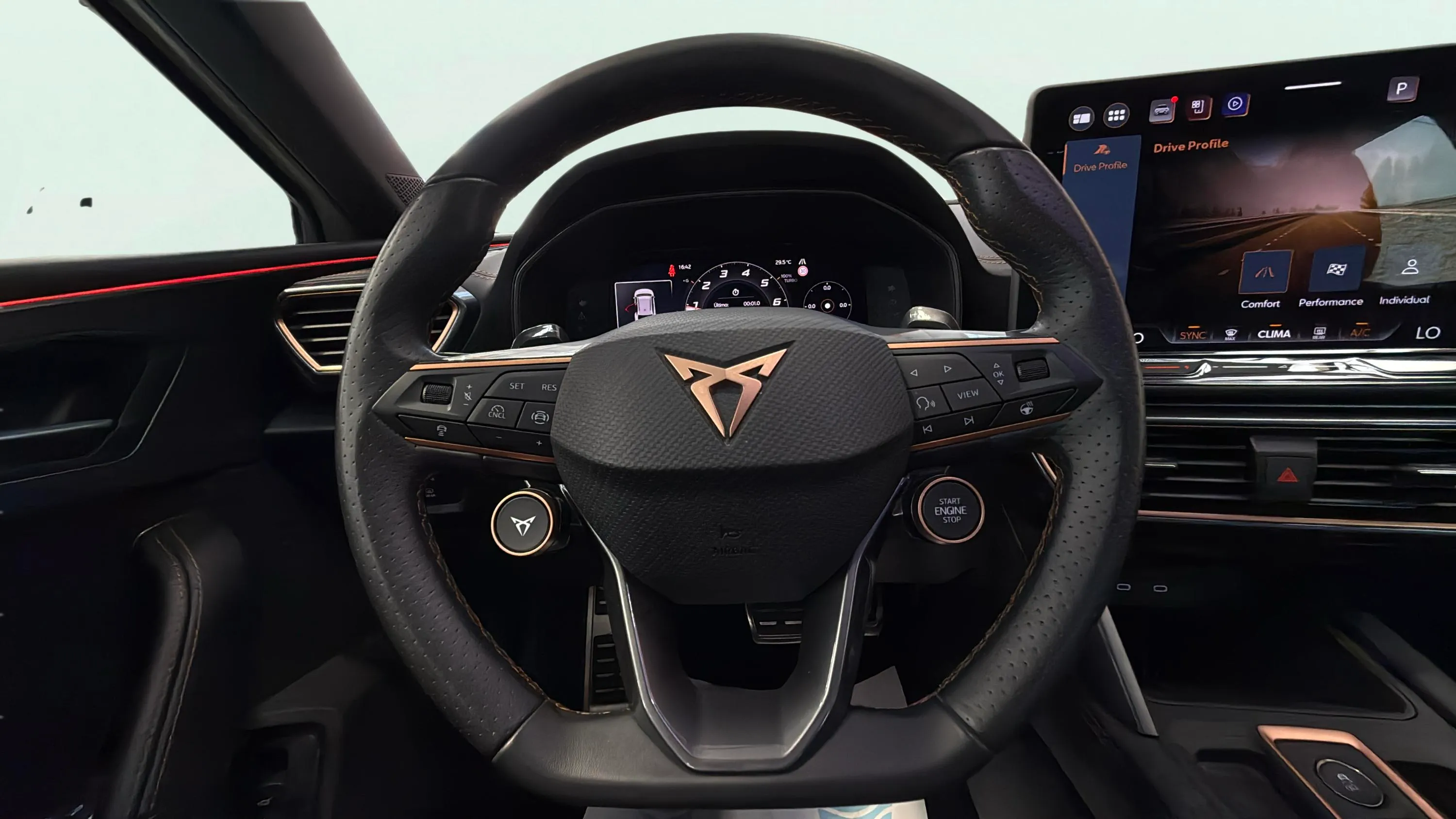 Cupra León SP 1.5 eTSI DSG - foto 18