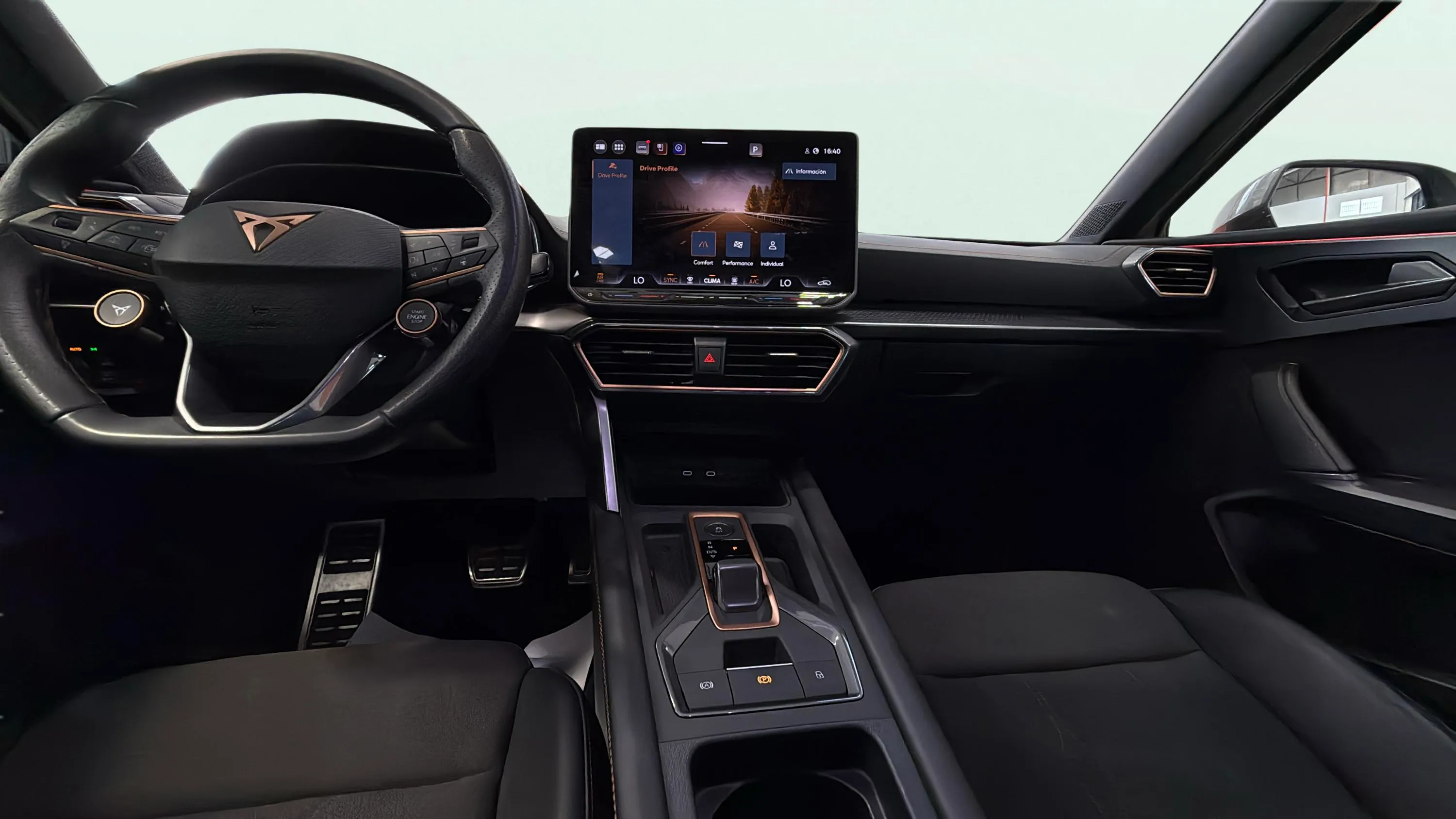 Cupra León SP 1.5 eTSI DSG - foto 19