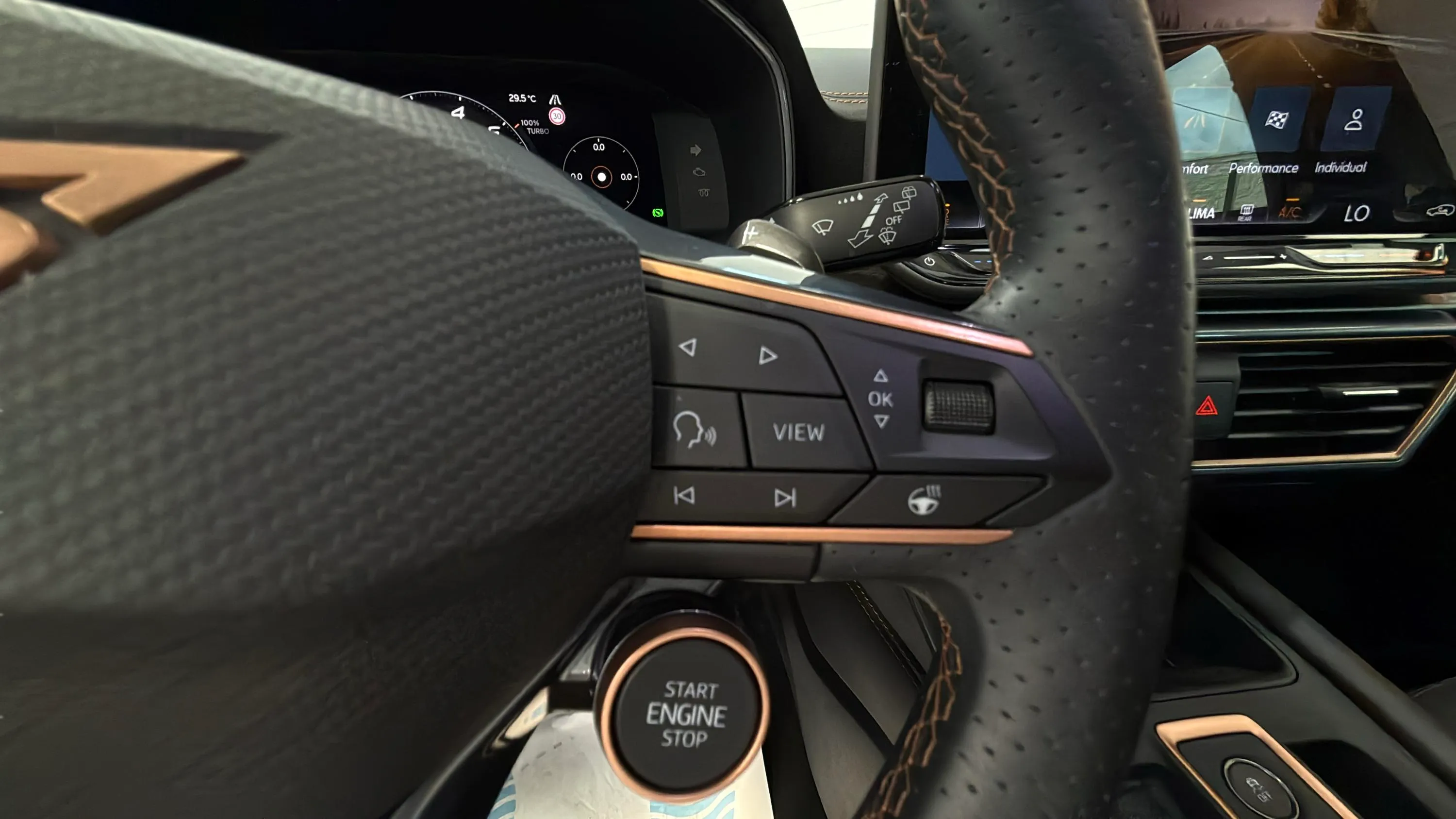 Cupra León SP 1.5 eTSI DSG - foto 15