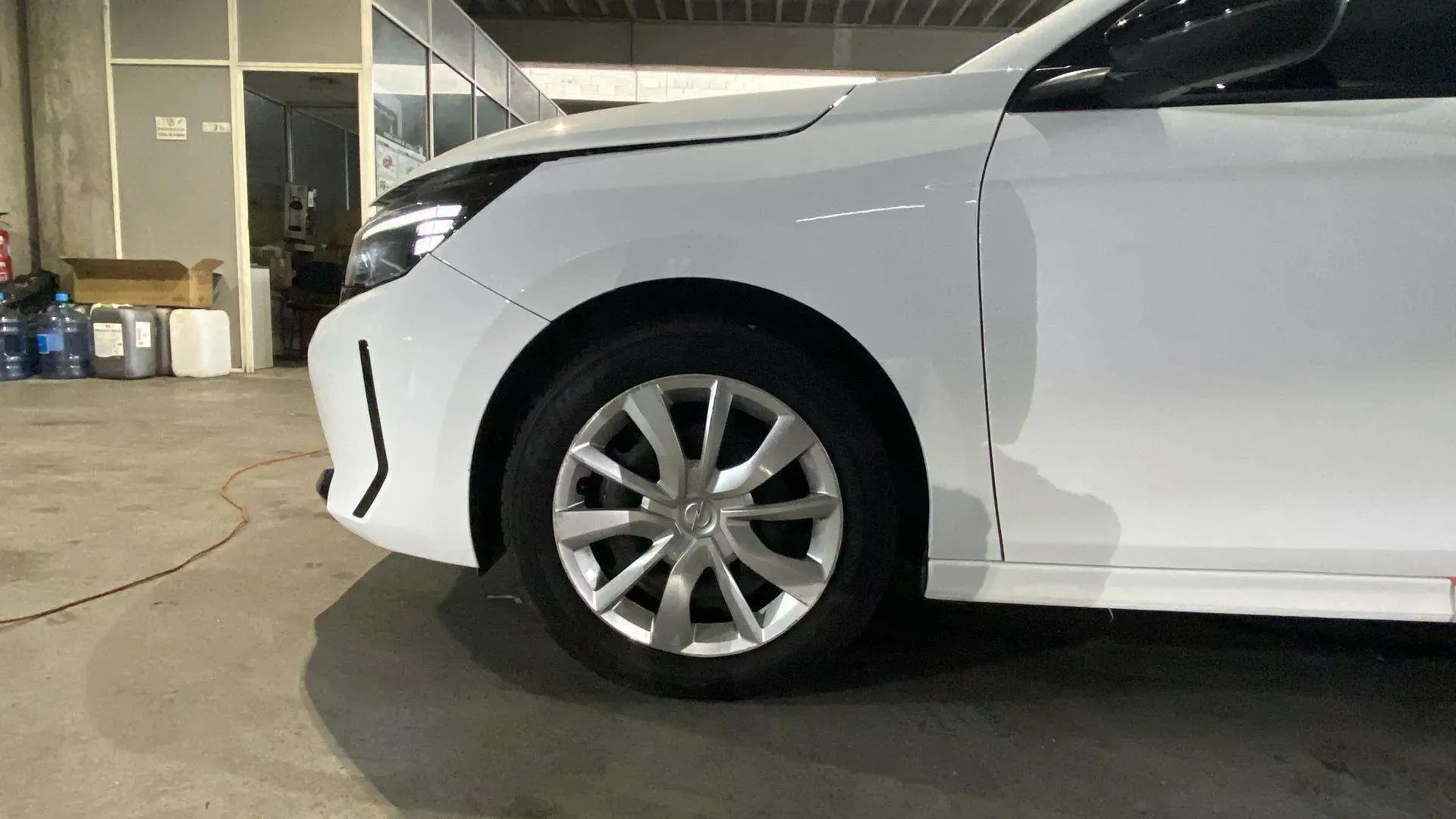 Opel Corsa 1.2T XHL - foto 17