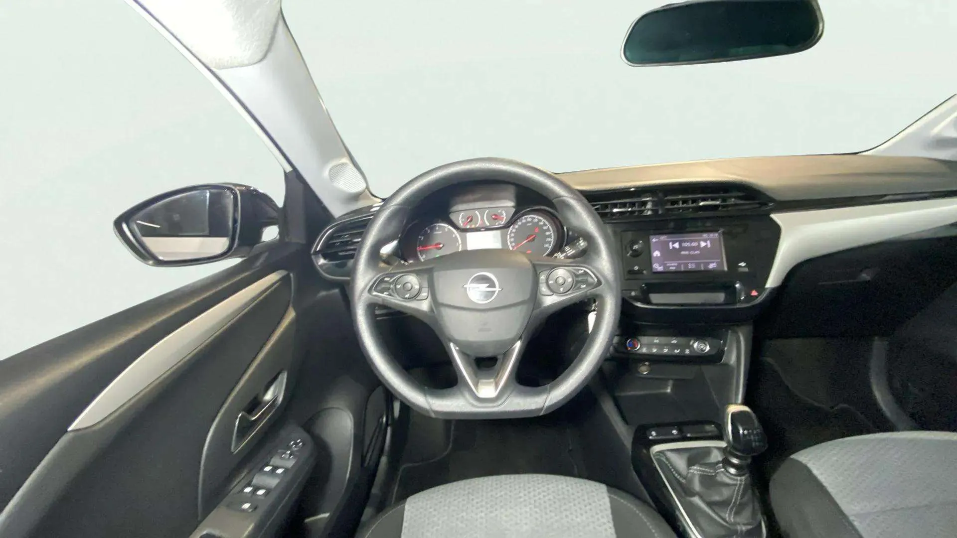 Opel Corsa 1.2T XHL - foto 11