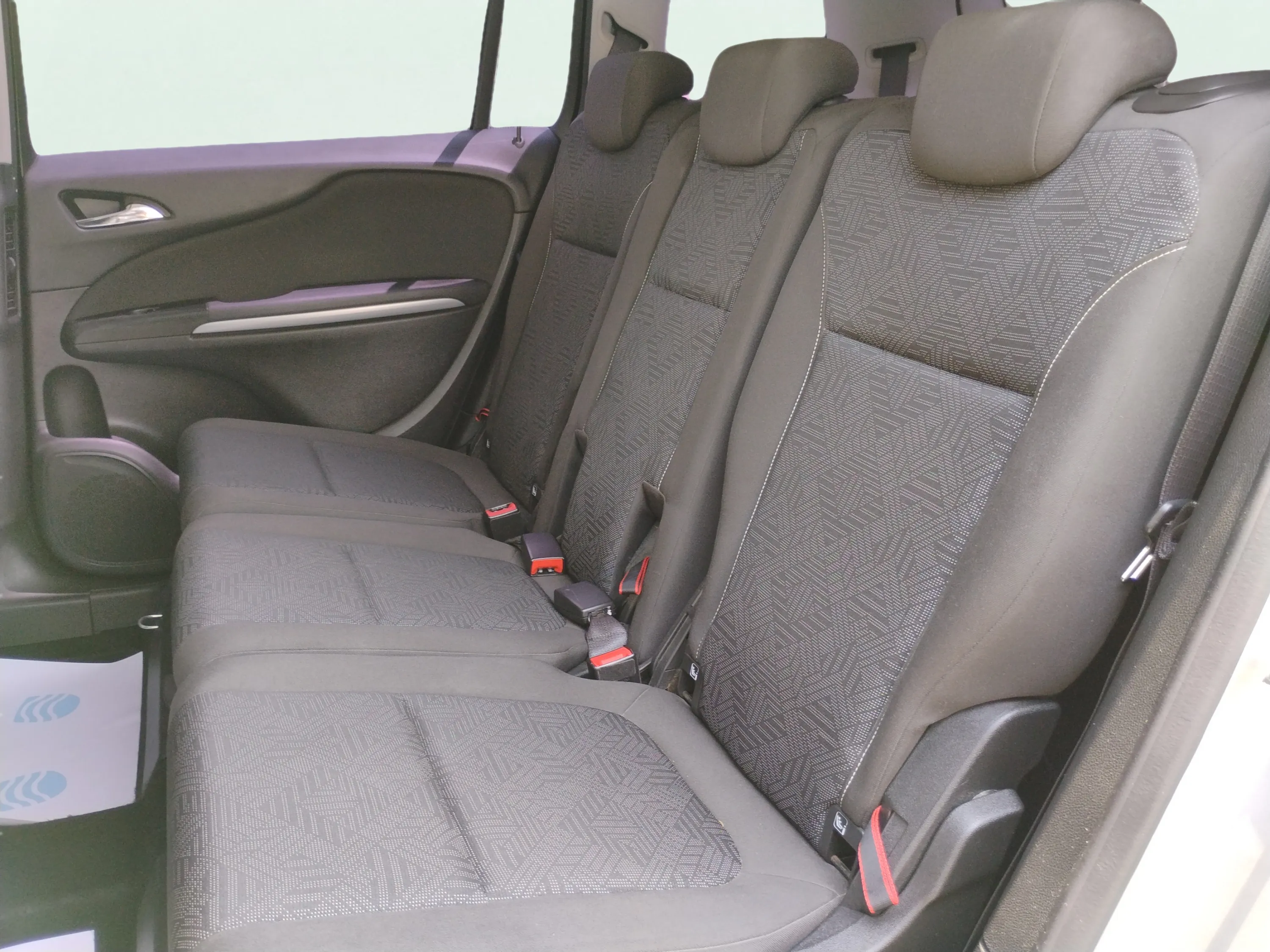 Opel Zafira 1.6 CDTi Excellence 17 - foto 14