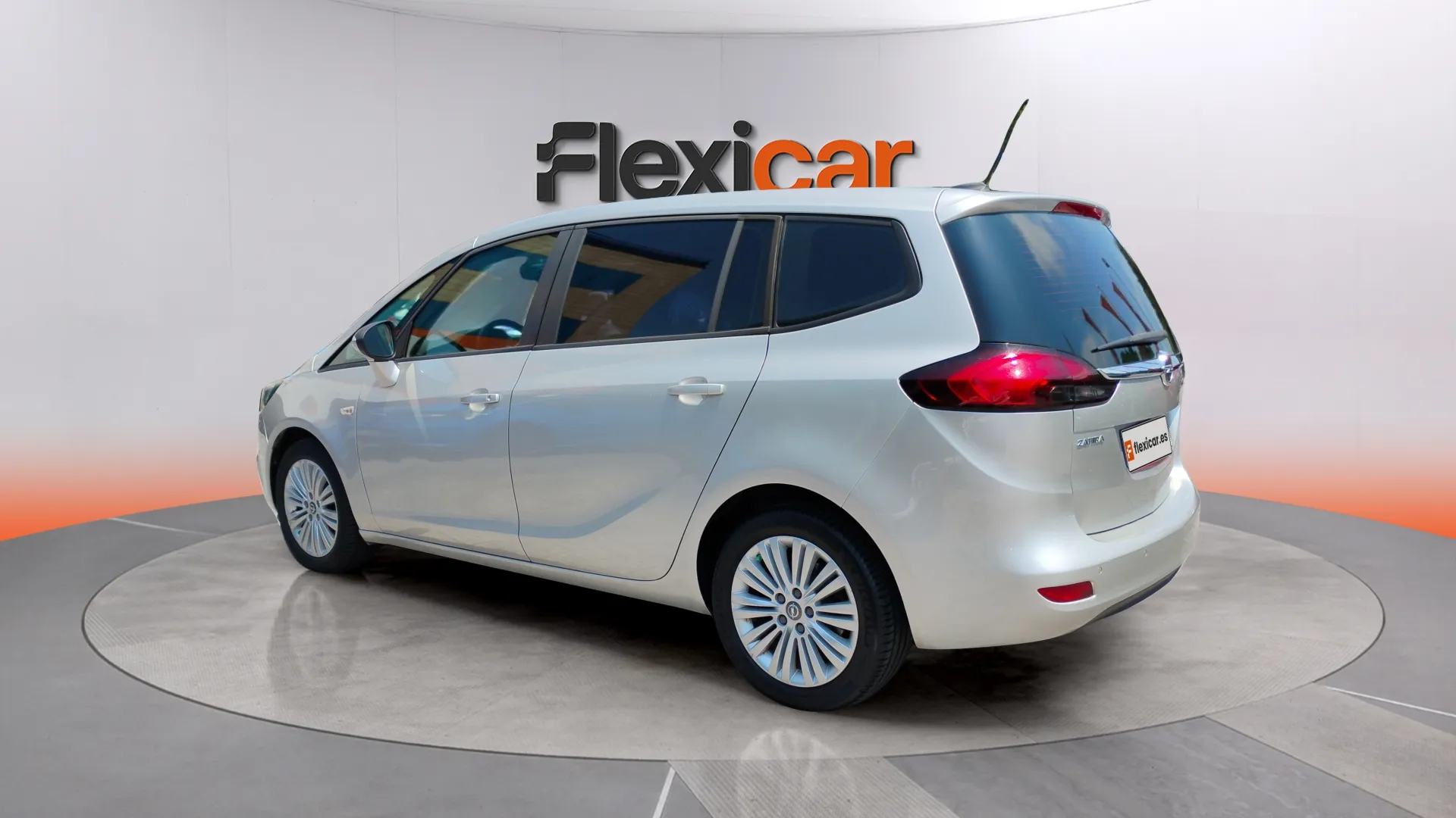 Opel Zafira 1.6 CDTi Excellence 17 - foto 6