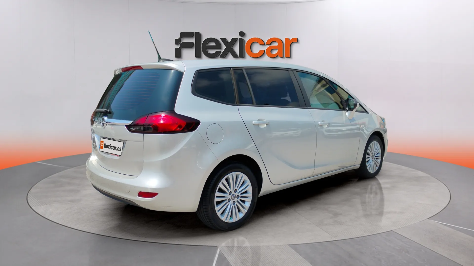 Opel Zafira 1.6 CDTi Excellence 17 - foto 4