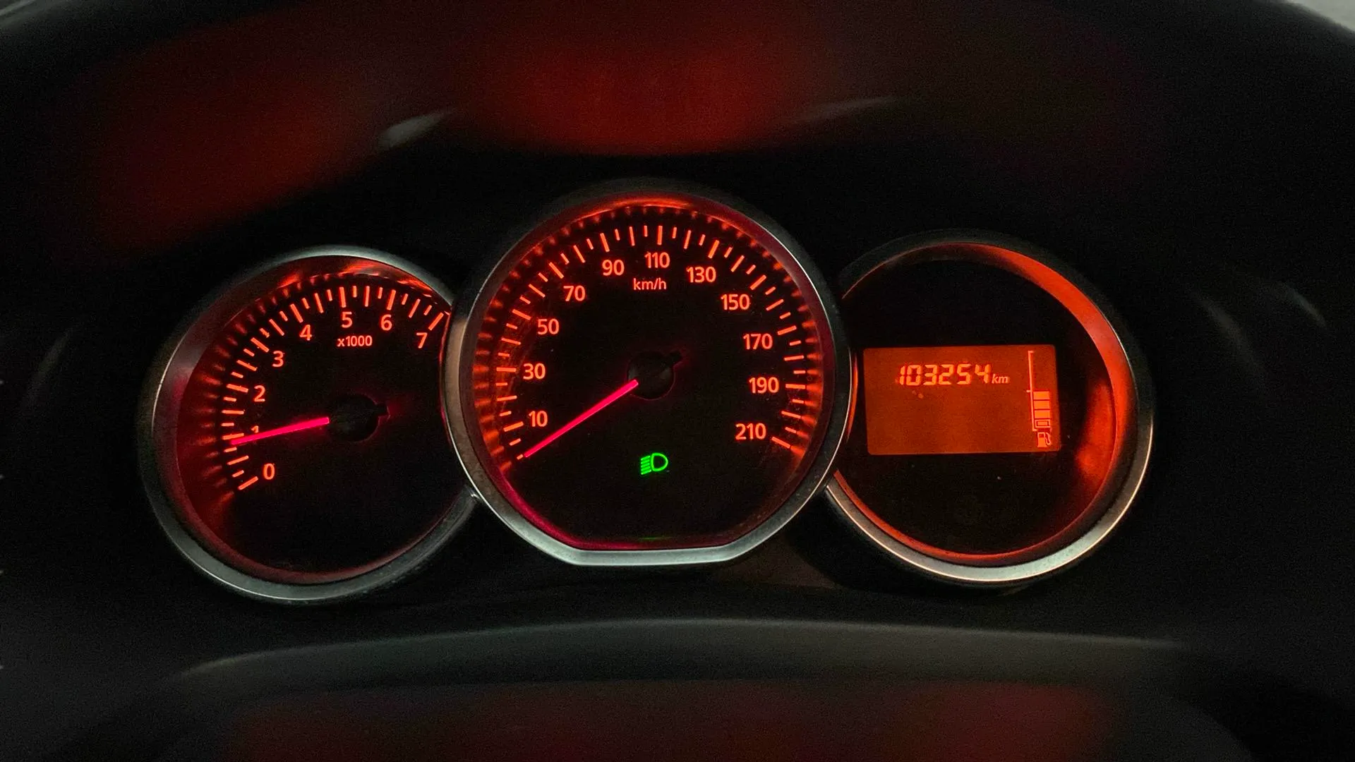 Dacia Logan Essential TCe GLP 18 - foto 14