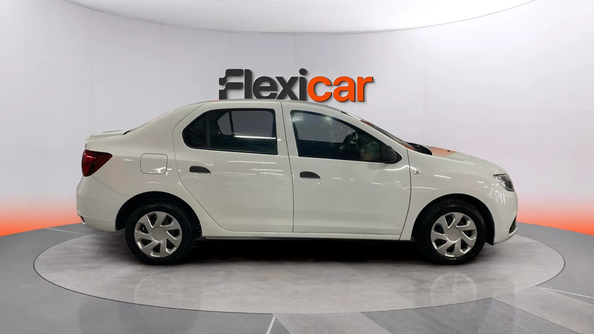 Dacia Logan Essential TCe GLP 18 - foto 5