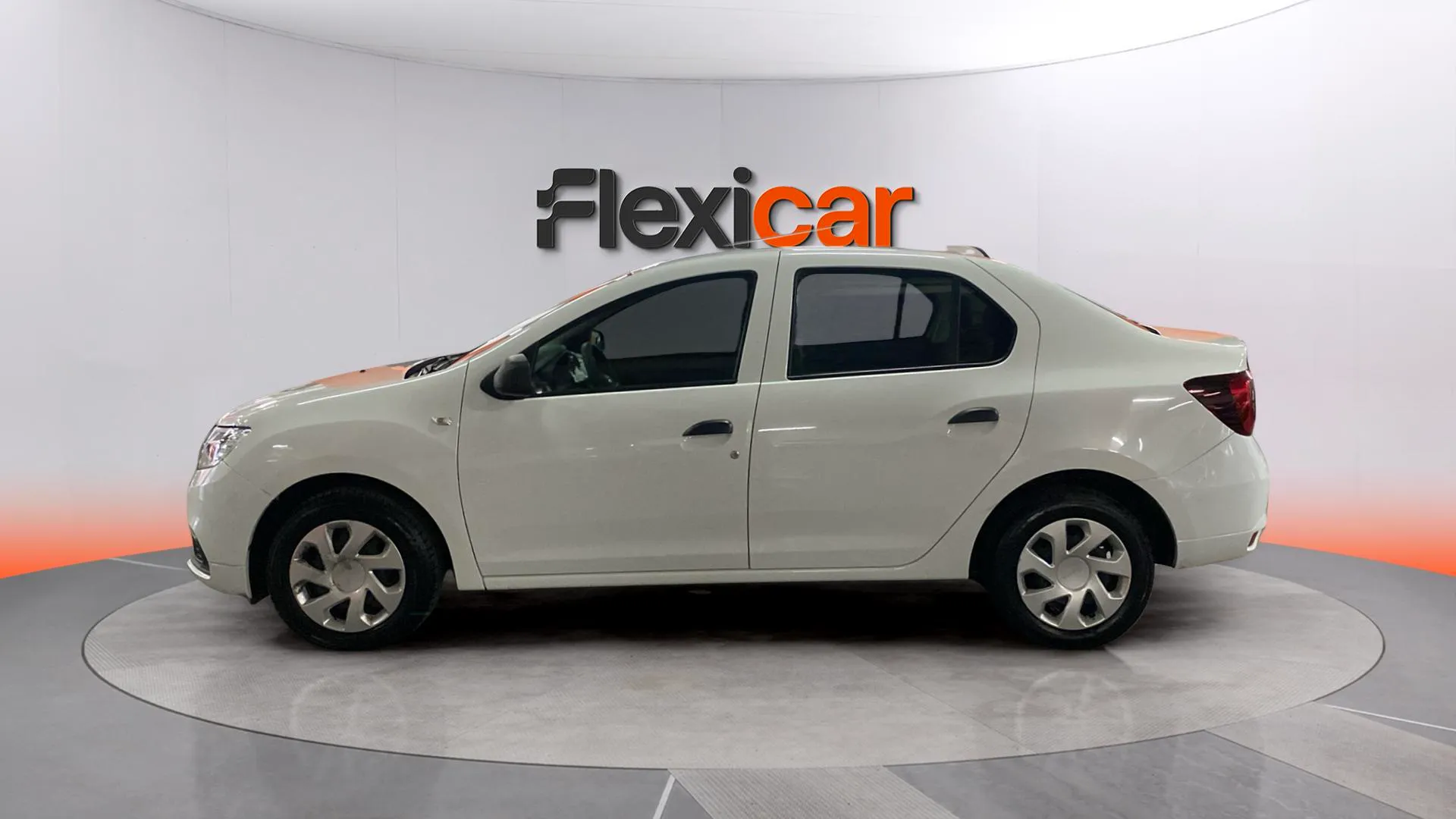 Dacia Logan Essential TCe GLP 18 - foto 4