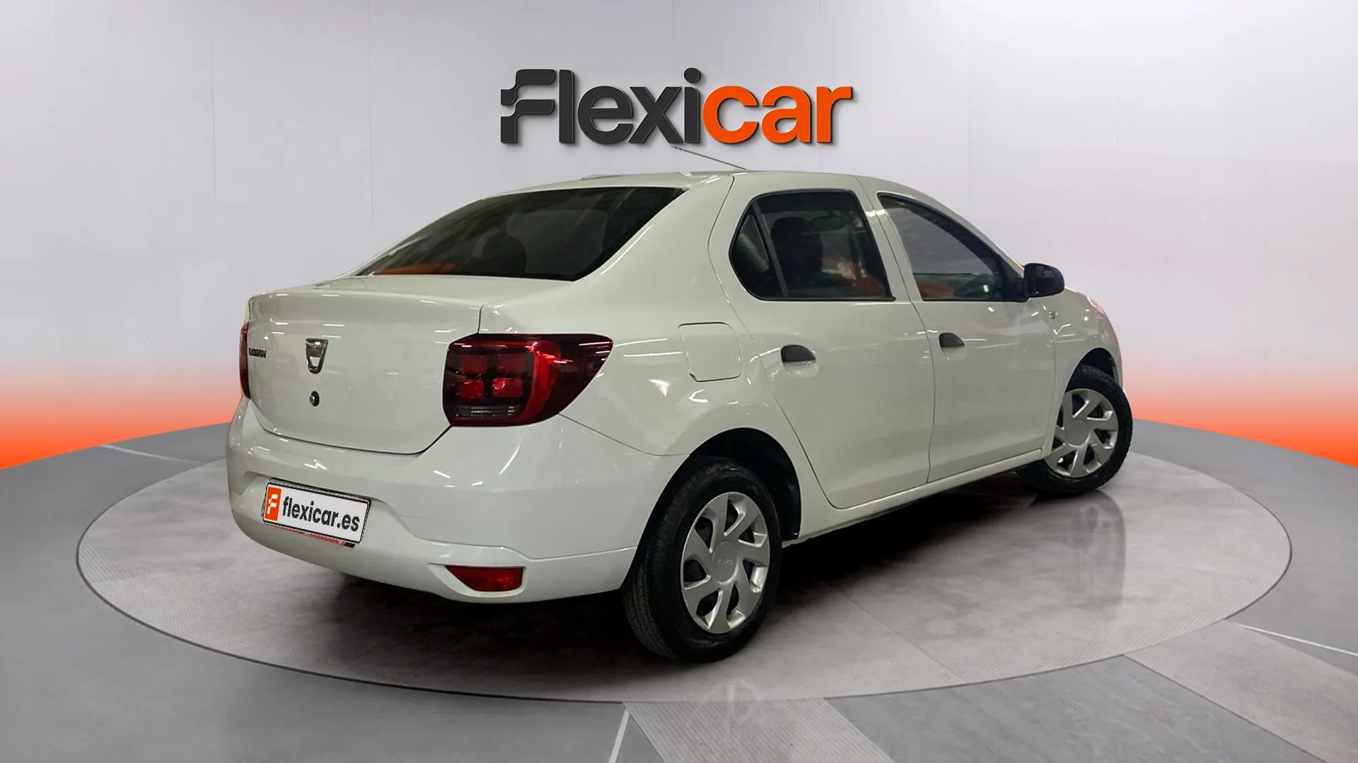 Dacia Logan Essential TCe GLP 18 - foto 7