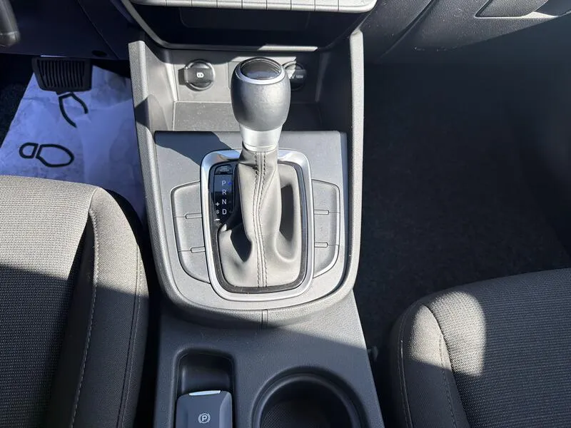 Hyundai Kona 1.6 GDI HEV Maxx - foto 40