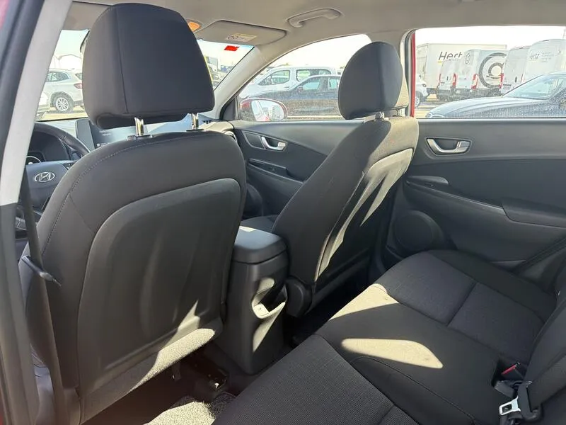 Hyundai Kona 1.6 GDI HEV Maxx - foto 31