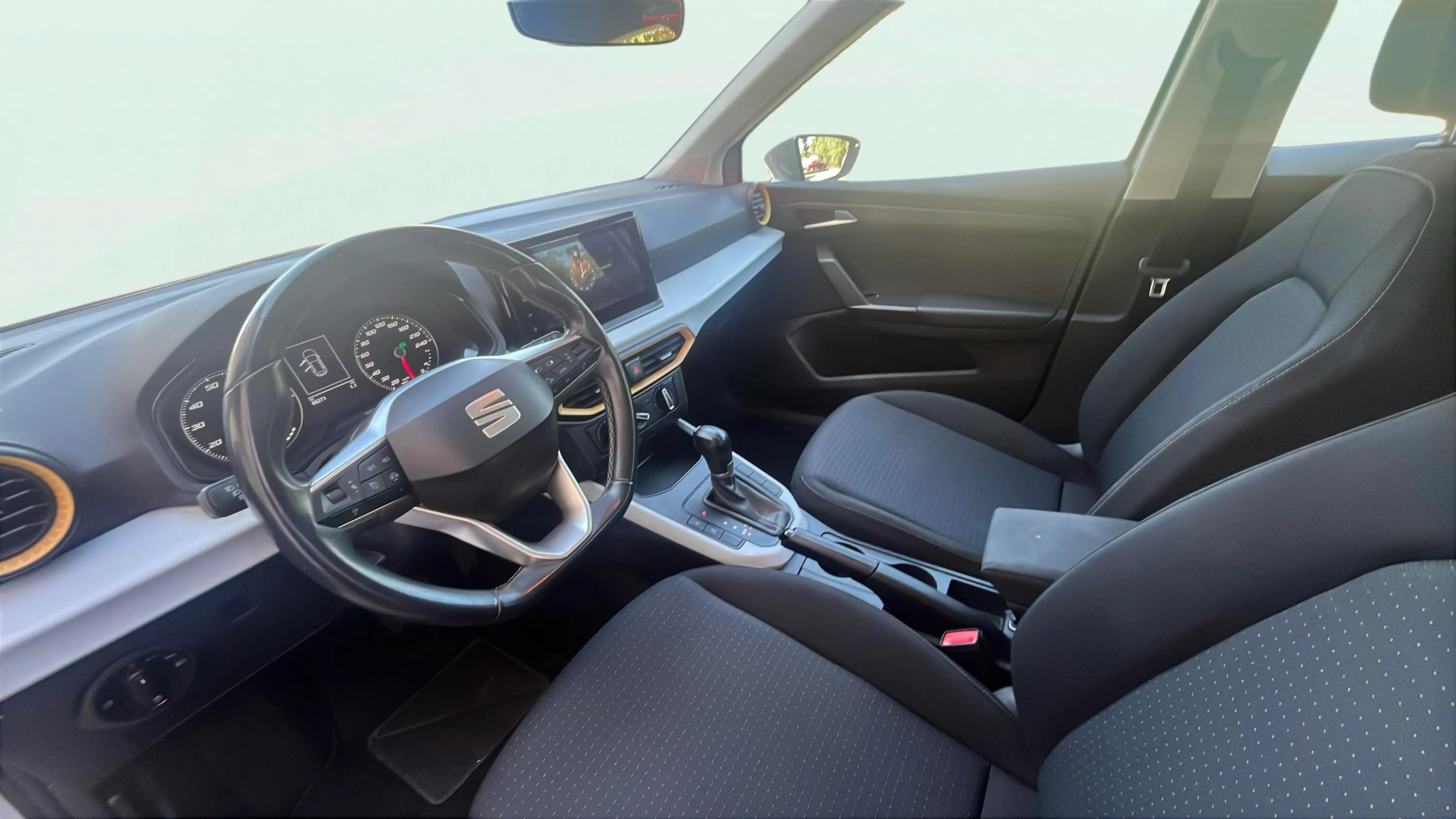 SEAT Arona 1.0 TSI DSG Style XM Editio - foto 9