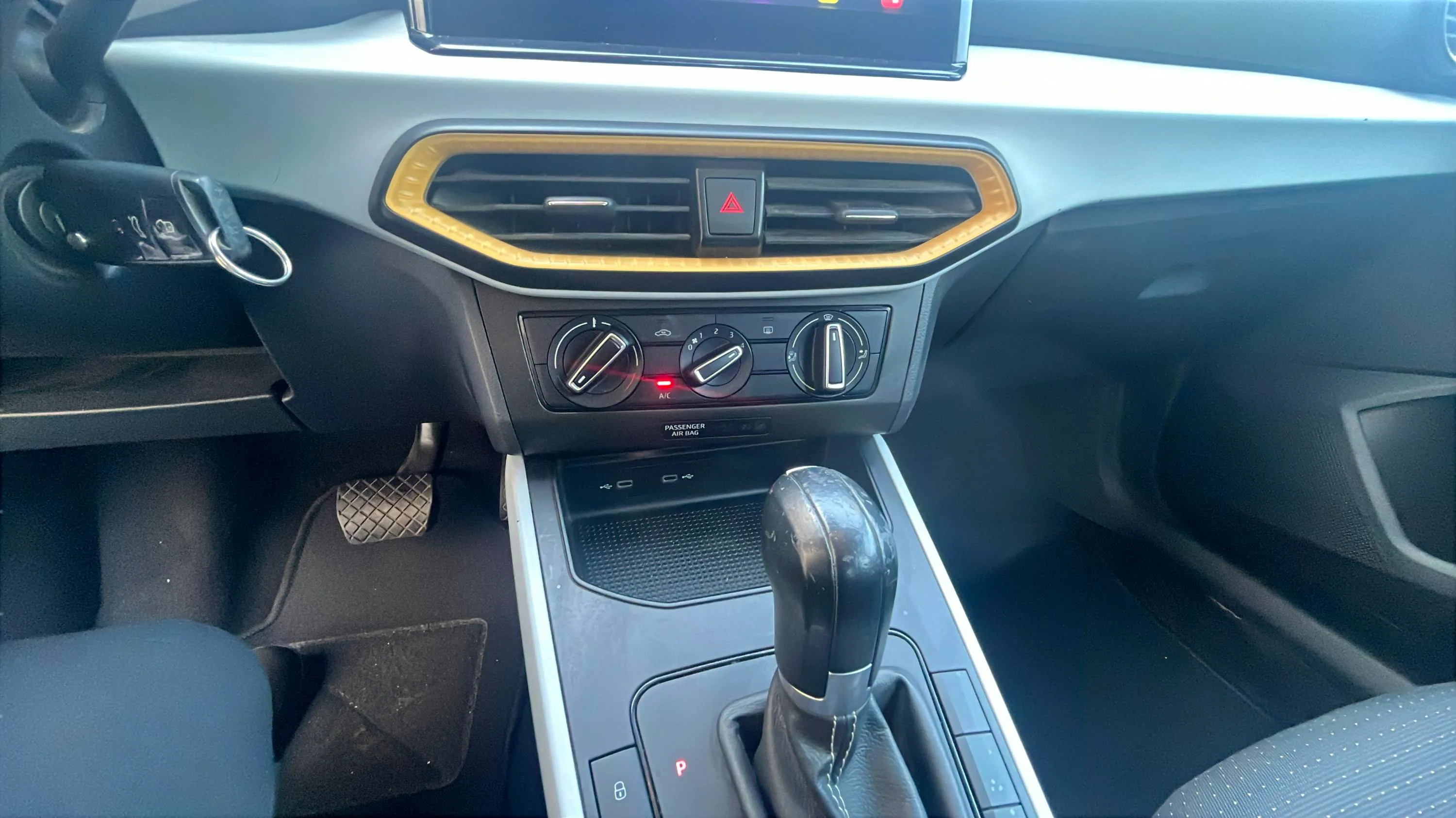 SEAT Arona 1.0 TSI DSG Style XM Editio - foto 14